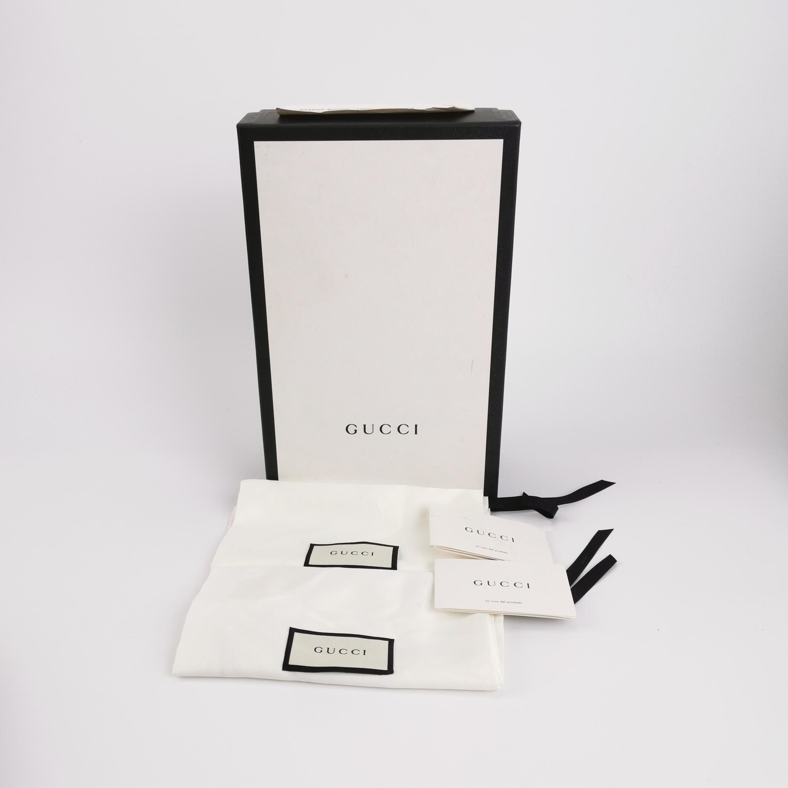 Gucci Gucci Women 5 Lowtop Sneakers Size US 5 / IT 35 - 6 Thumbnail