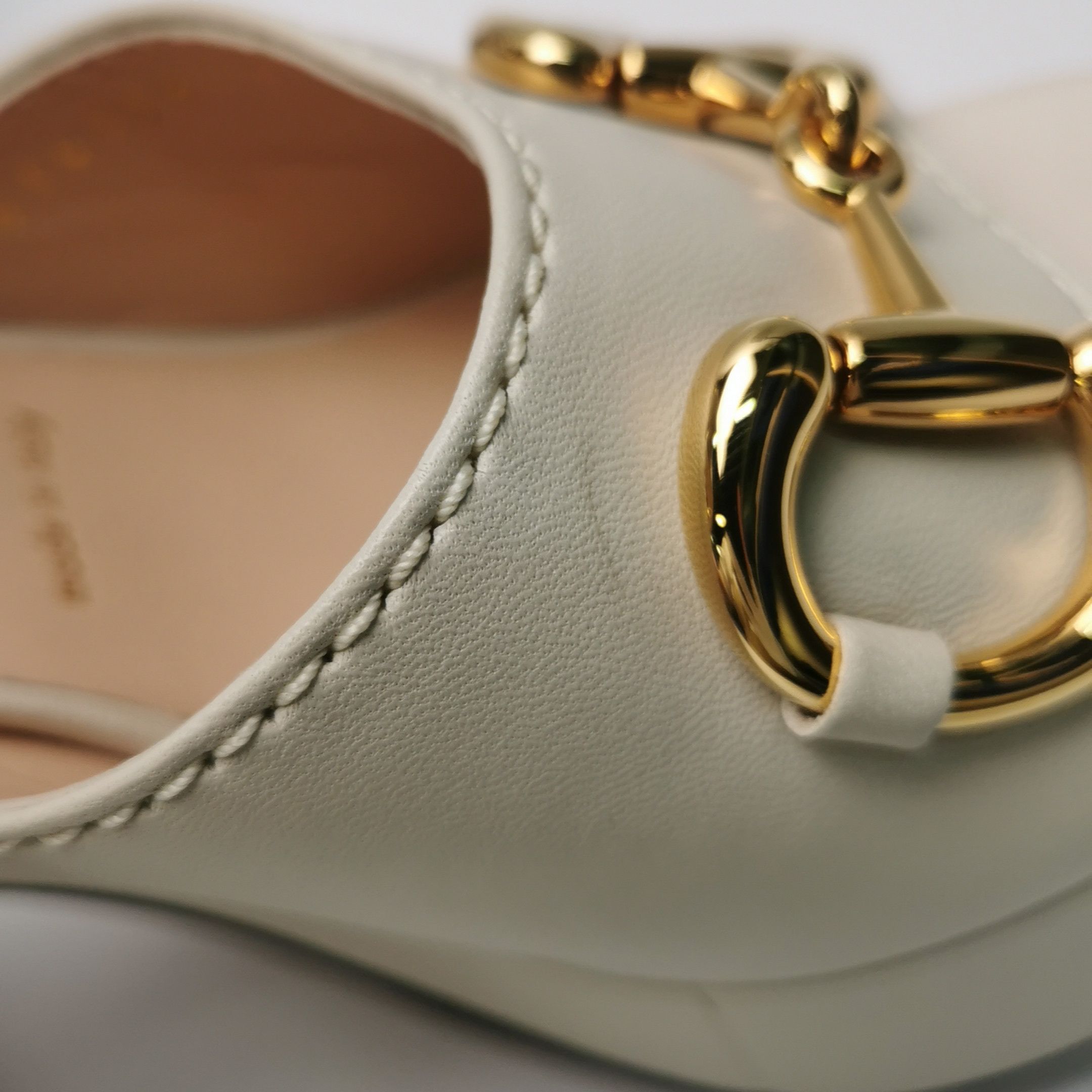 Gucci Gucci Women 8-5 Sandals Size US 8.5 / IT 38.5 - 10 Thumbnail