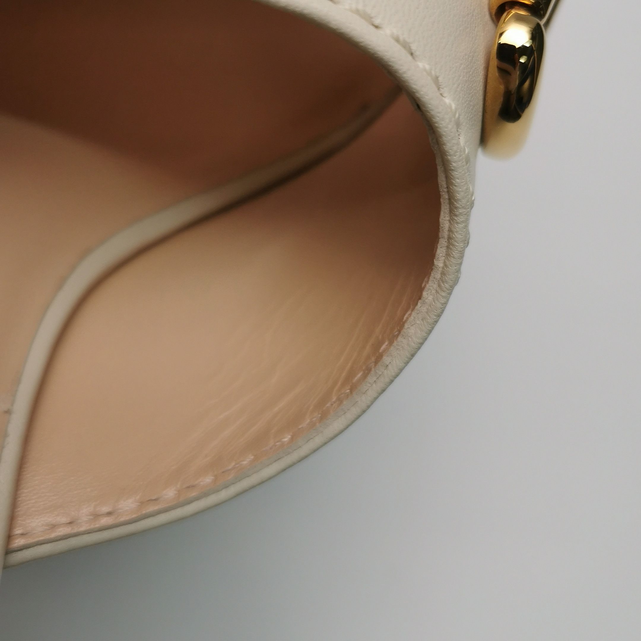 Gucci Gucci Women 8-5 Sandals Size US 8.5 / IT 38.5 - 12 Thumbnail