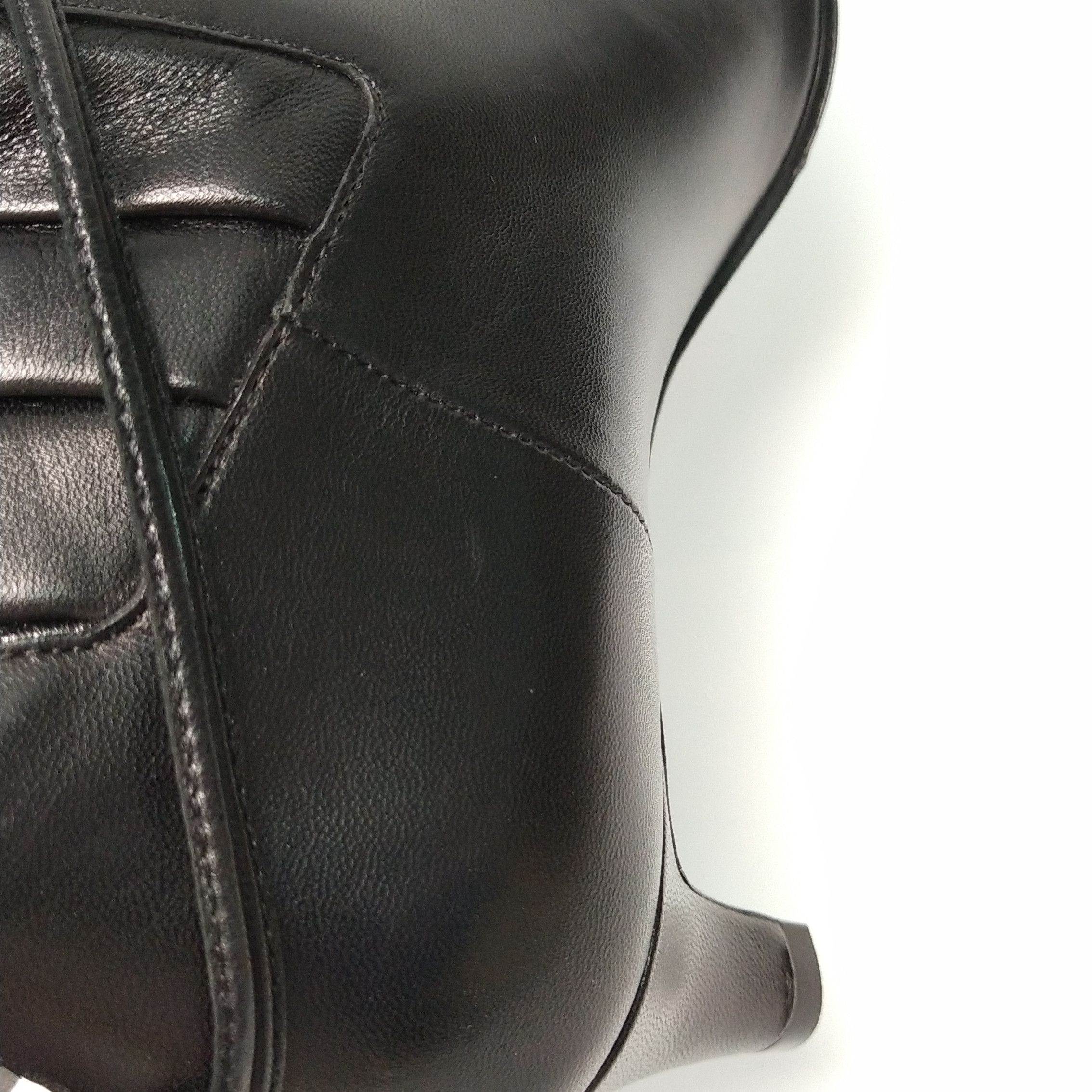 Gucci Gucci Women 5 Boots Size US 5 / IT 35 - 9 Thumbnail