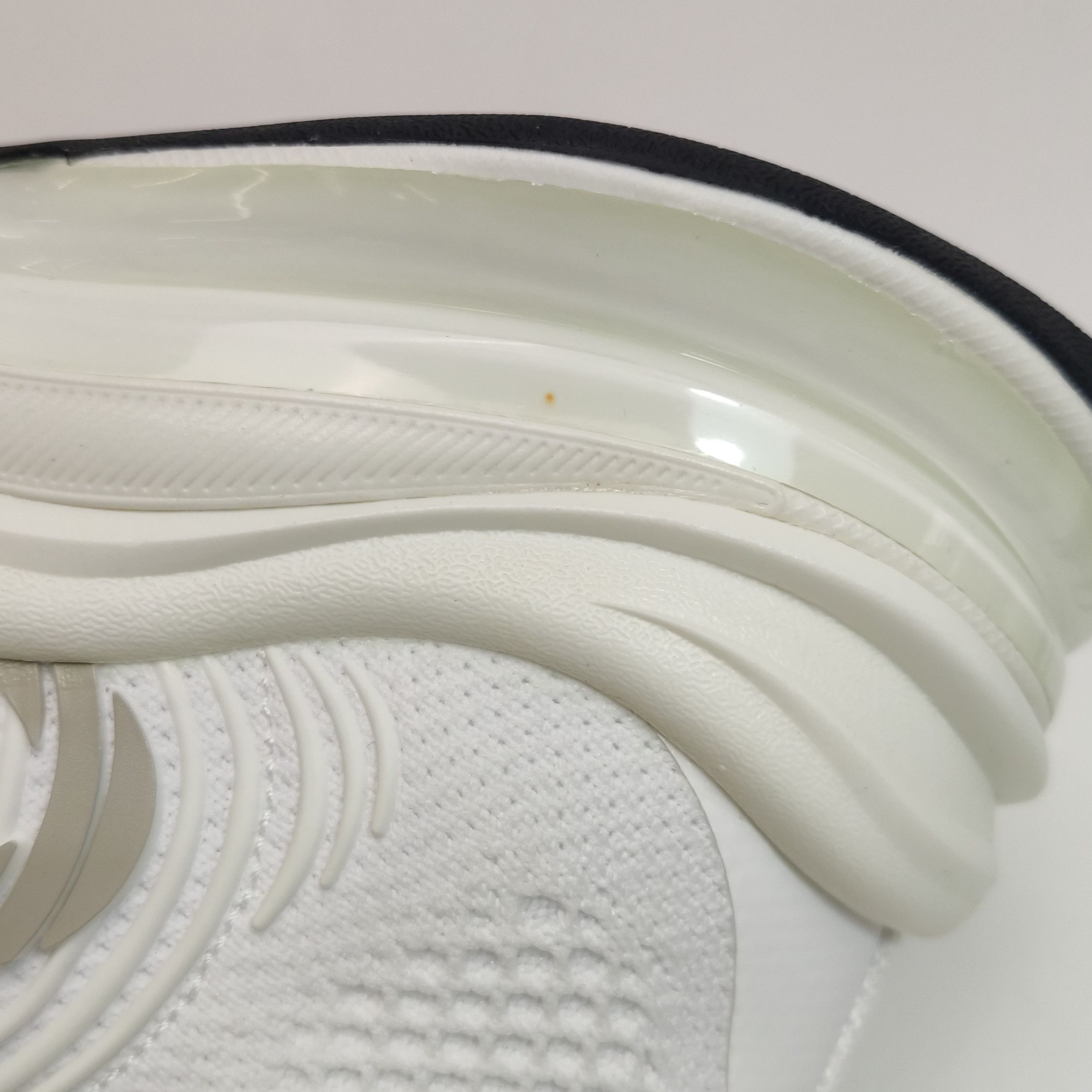 Gucci Gucci Women 5-5 Lowtop Sneakers Size US 5.5 / IT 35.5 - 7 Thumbnail