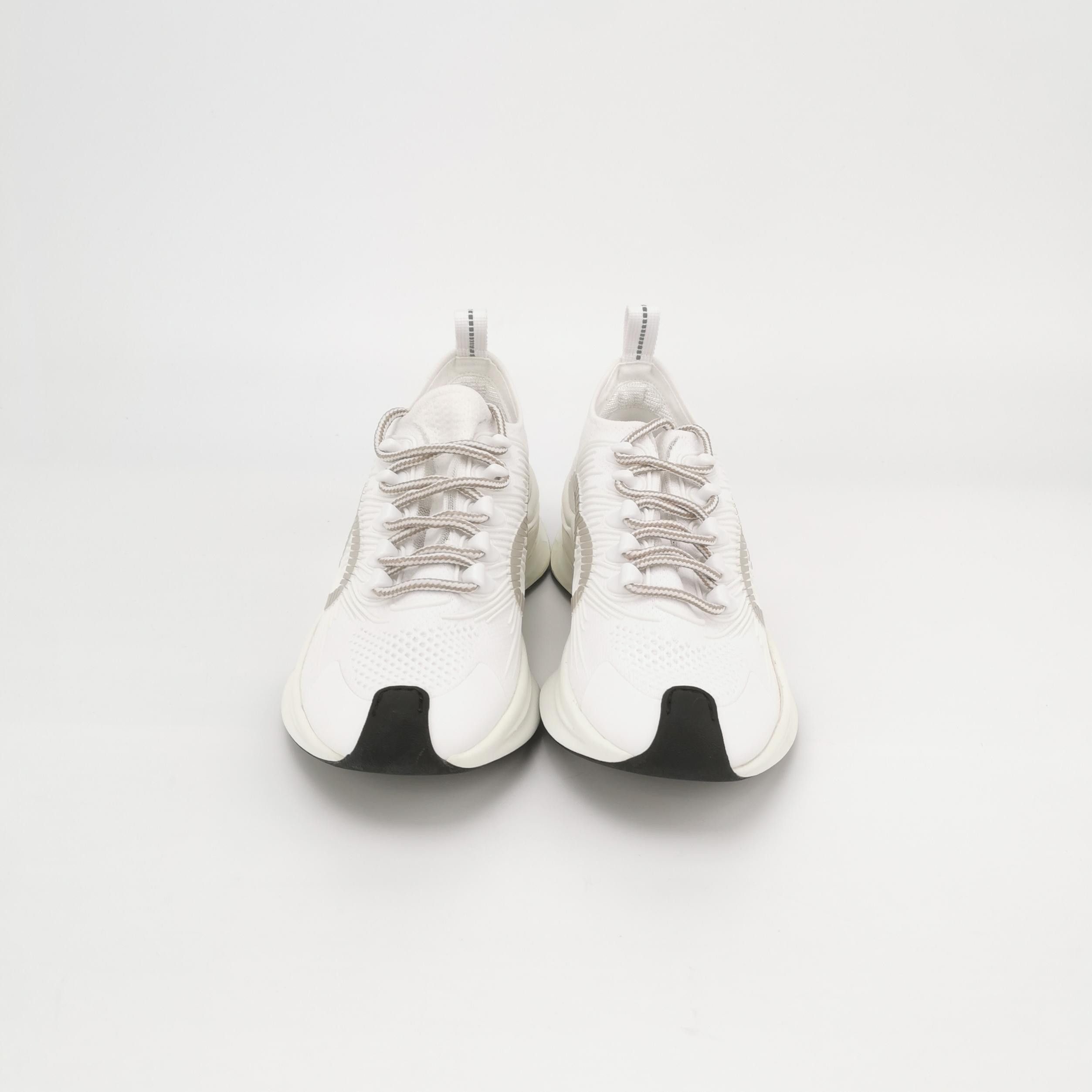 Gucci Gucci Women 5-5 Lowtop Sneakers Size US 5.5 / IT 35.5 - 3 Thumbnail