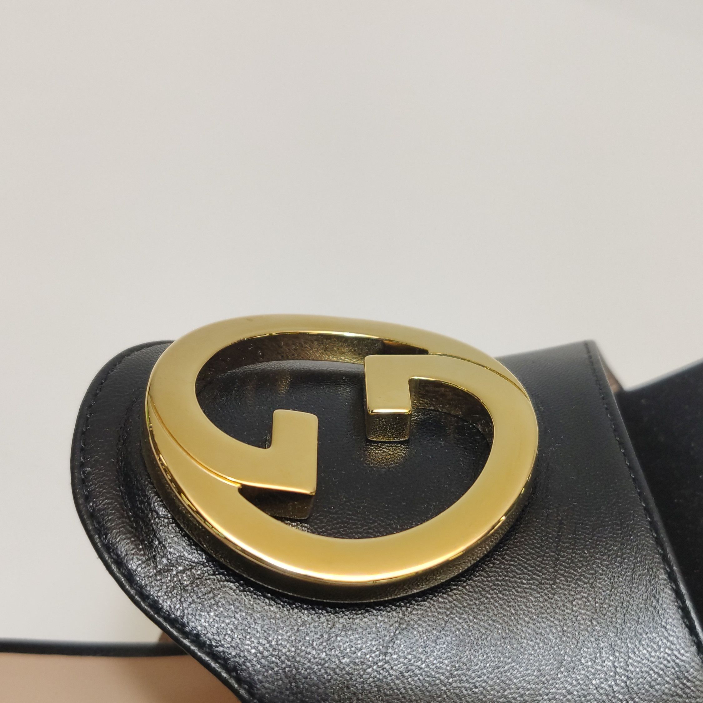 Gucci Gucci Women 5 Sandals Size US 5 / IT 35 - 10 Thumbnail