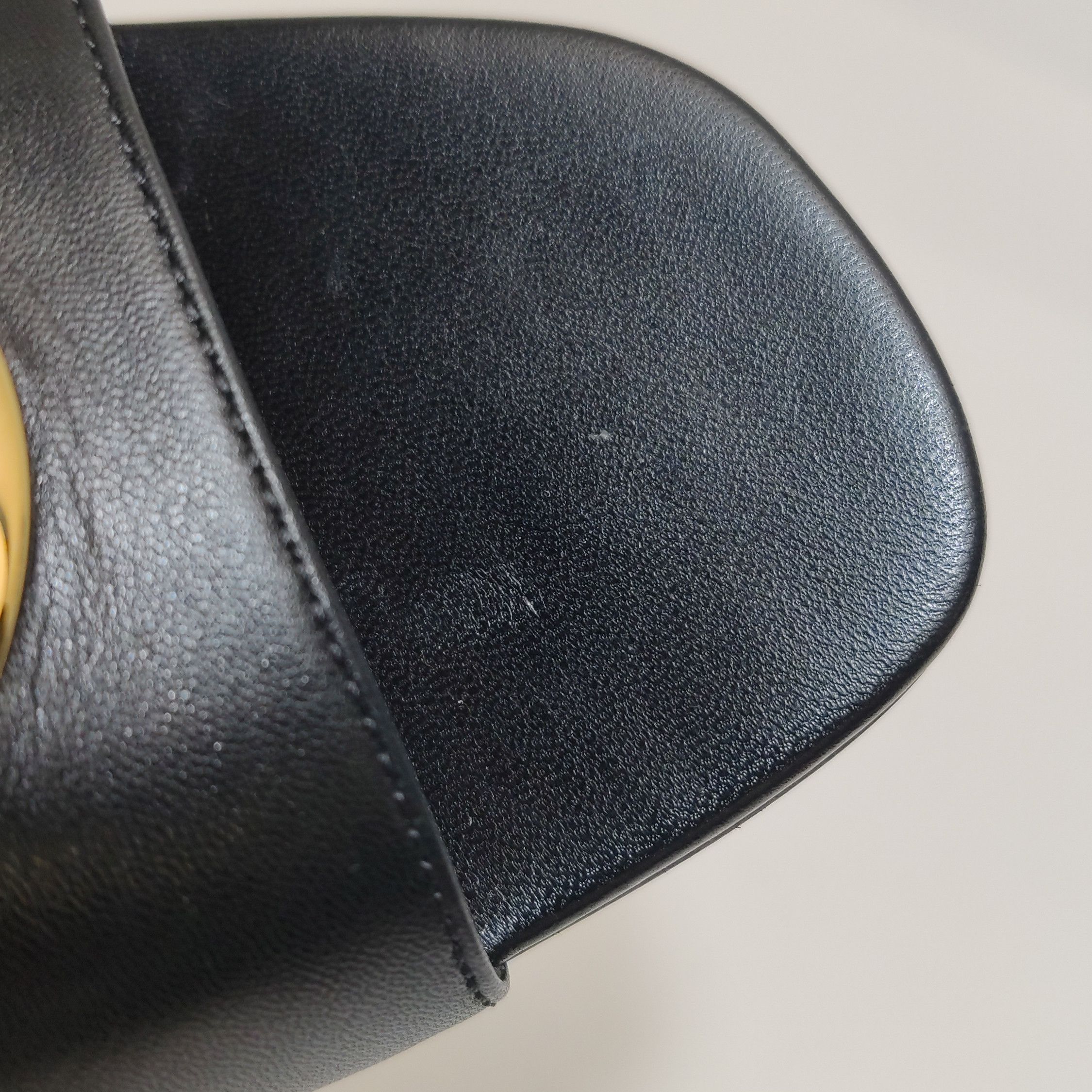 Gucci Gucci Women 5 Sandals Size US 5 / IT 35 - 9 Thumbnail