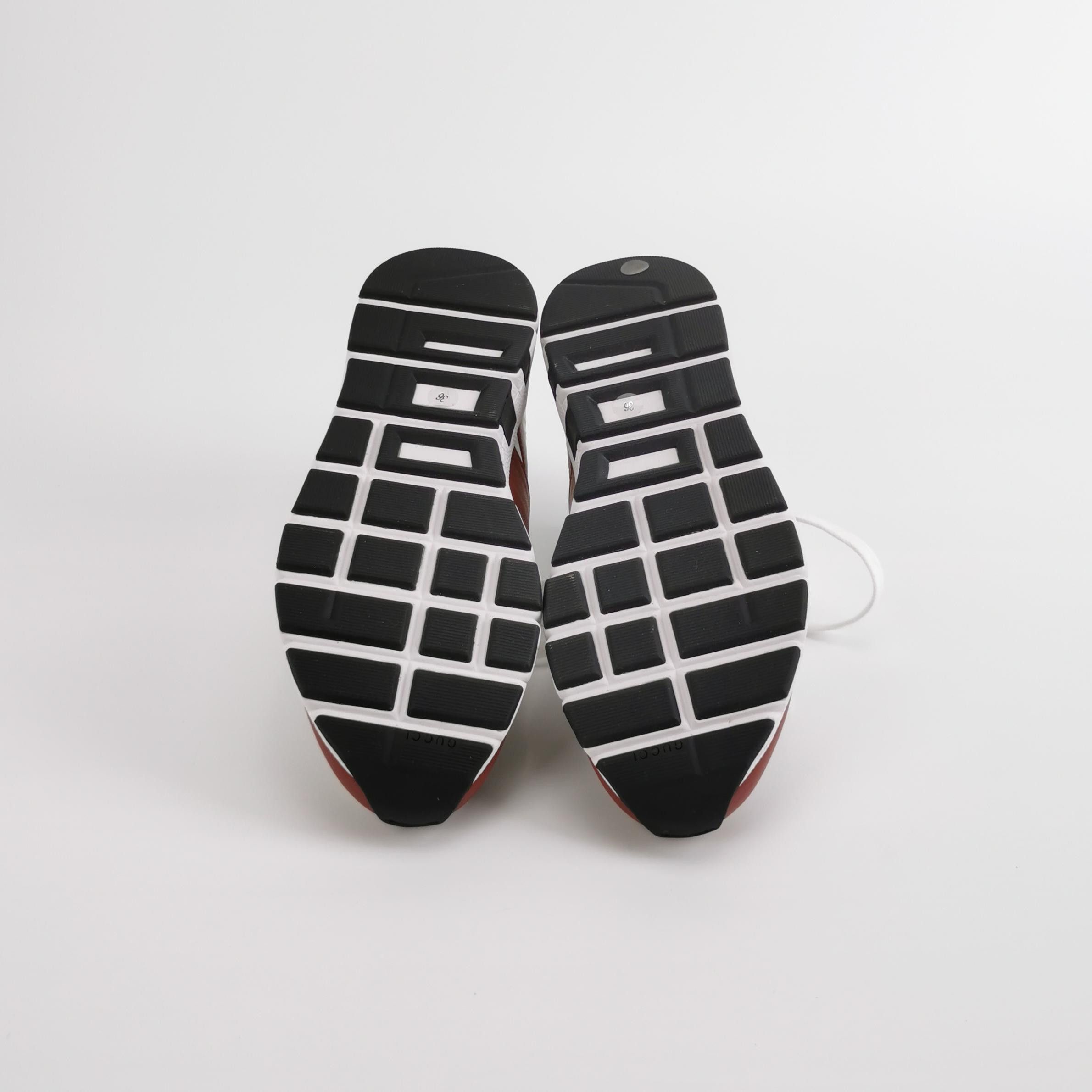 Gucci Gucci Women 6 Lowtop Sneakers Size US 6 / IT 36 - 5 Thumbnail