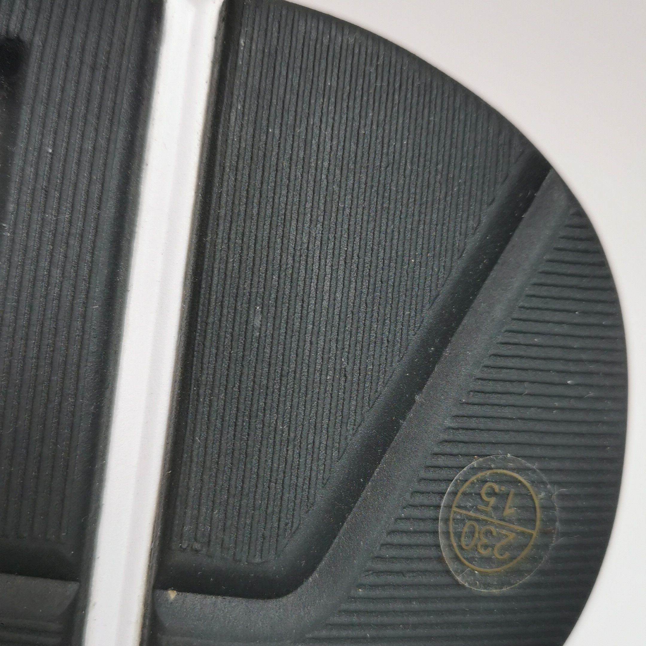Gucci Gucci Women 6 Lowtop Sneakers Size US 6 / IT 36 - 9 Thumbnail