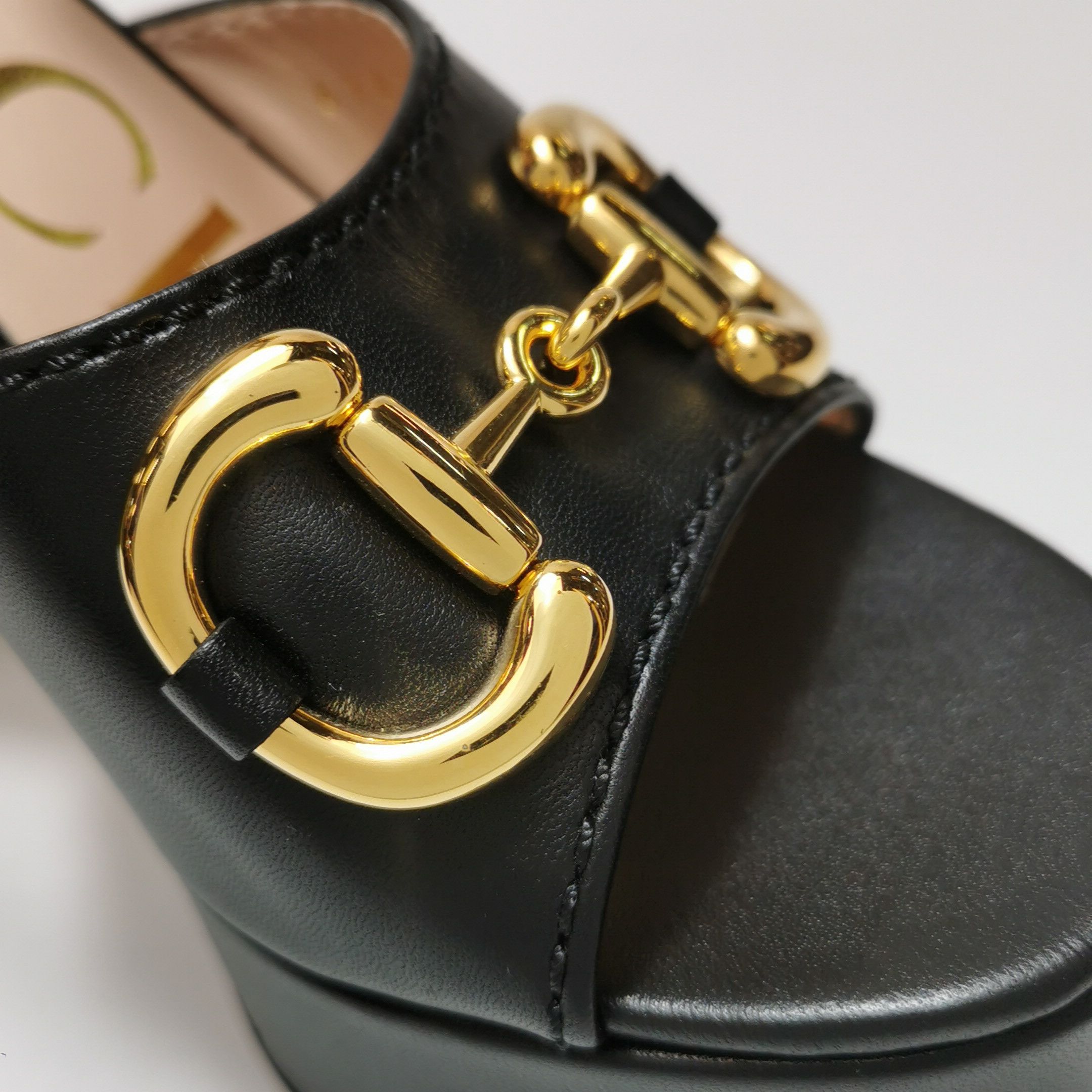 Gucci Gucci Women it_34-5 Sandals Size US 4.5 / IT 34.5 - 8 Thumbnail