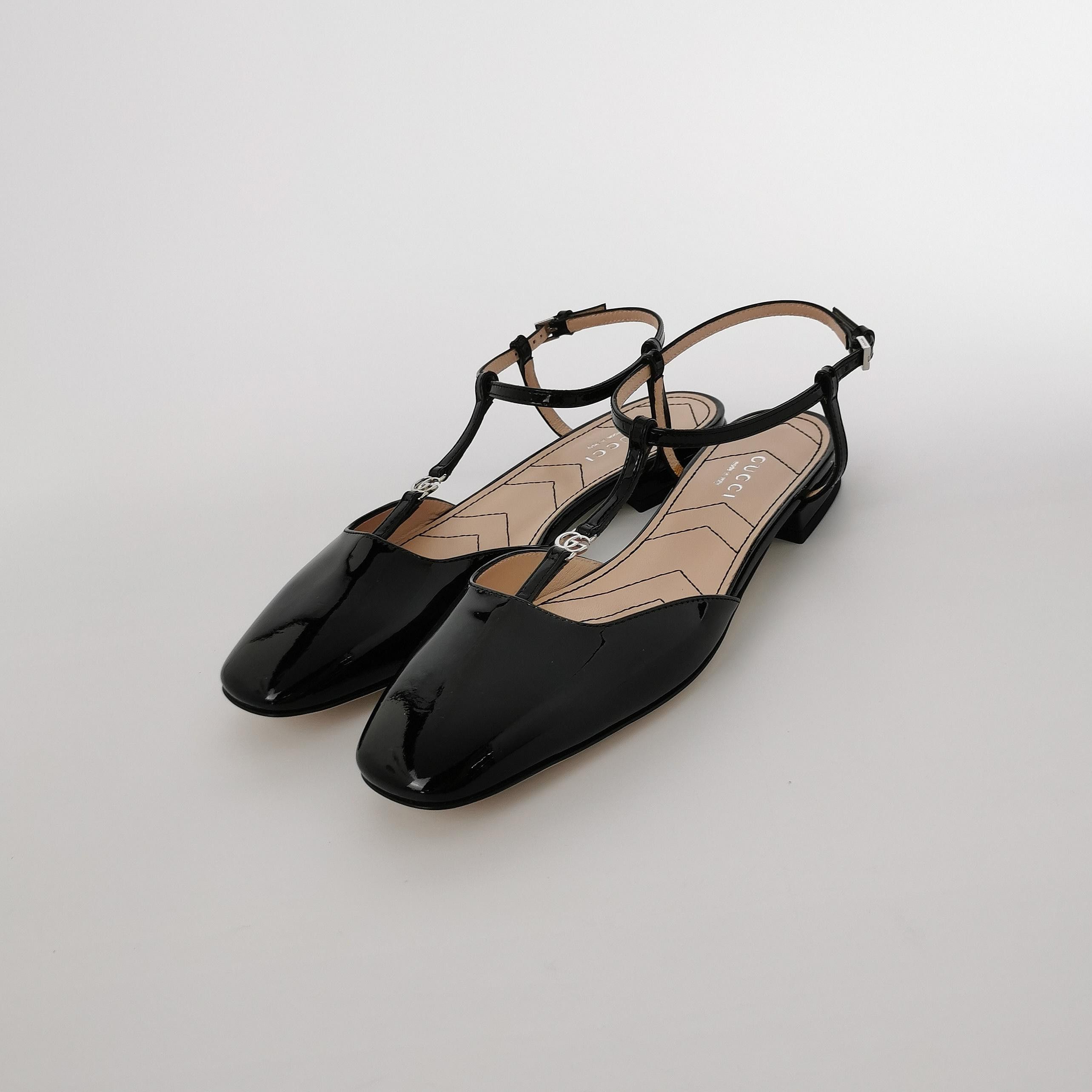 Gucci Gucci Women 5-5 Flats Size US 5.5 / IT 35.5 - 2 Thumbnail