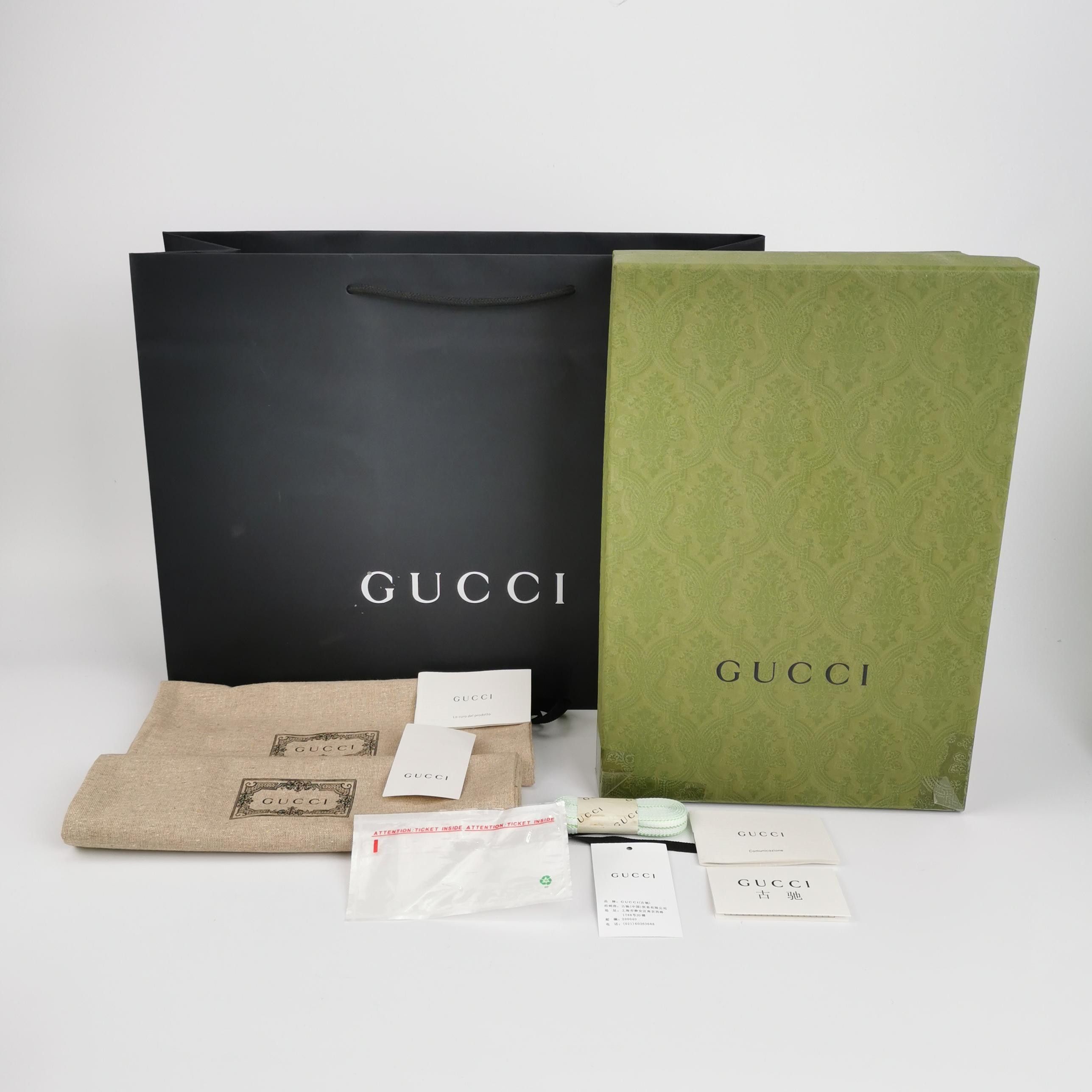 Gucci Gucci Women 5 Lowtop Sneakers Size US 5 / IT 35 - 6 Thumbnail