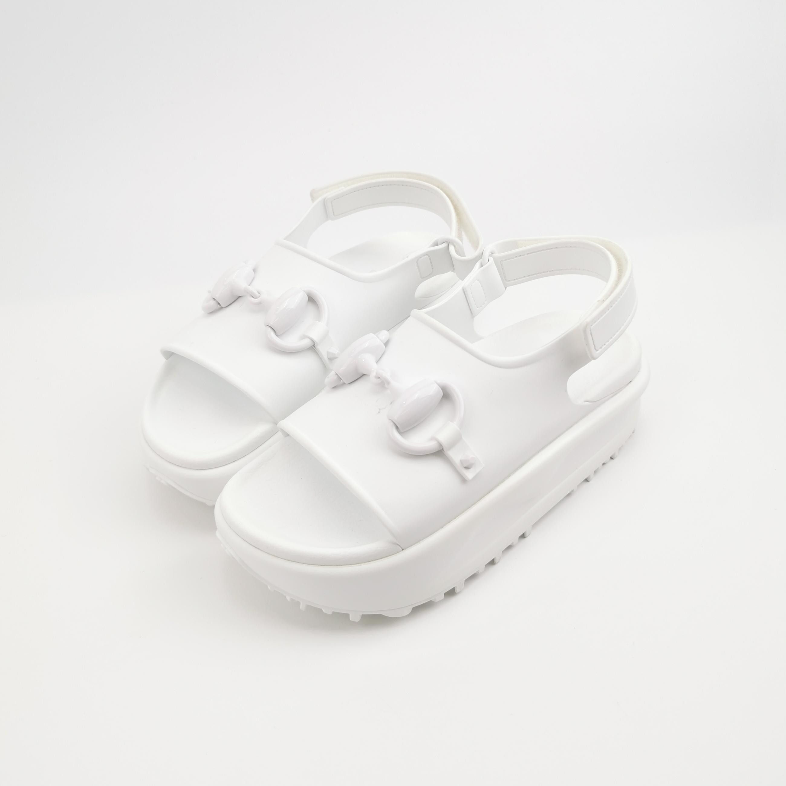 Gucci Gucci Women 5 Sandals Size US 5 / IT 35 - 2 Thumbnail