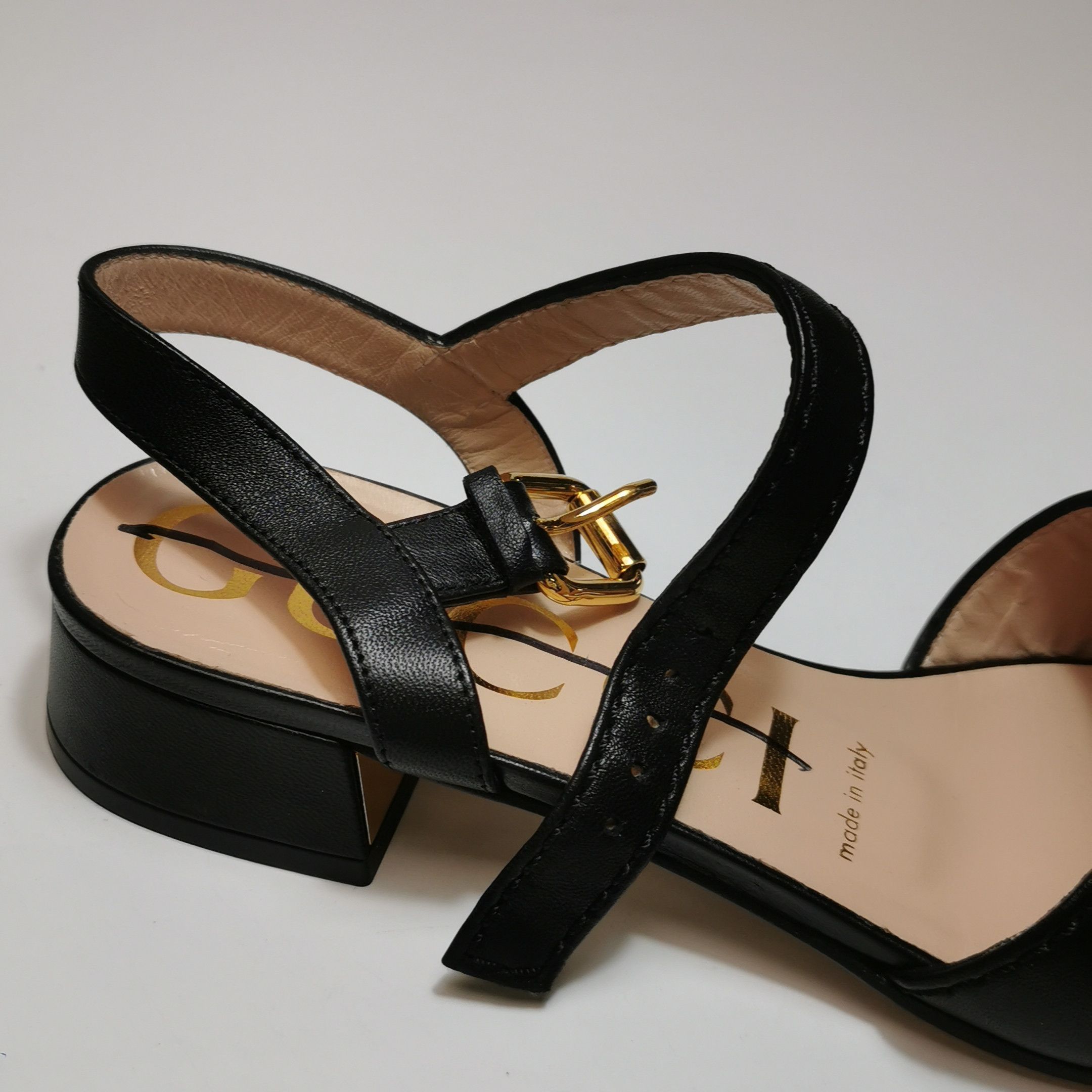Gucci Gucci Women 6 Sandals Size US 6 / IT 36 - 11 Thumbnail