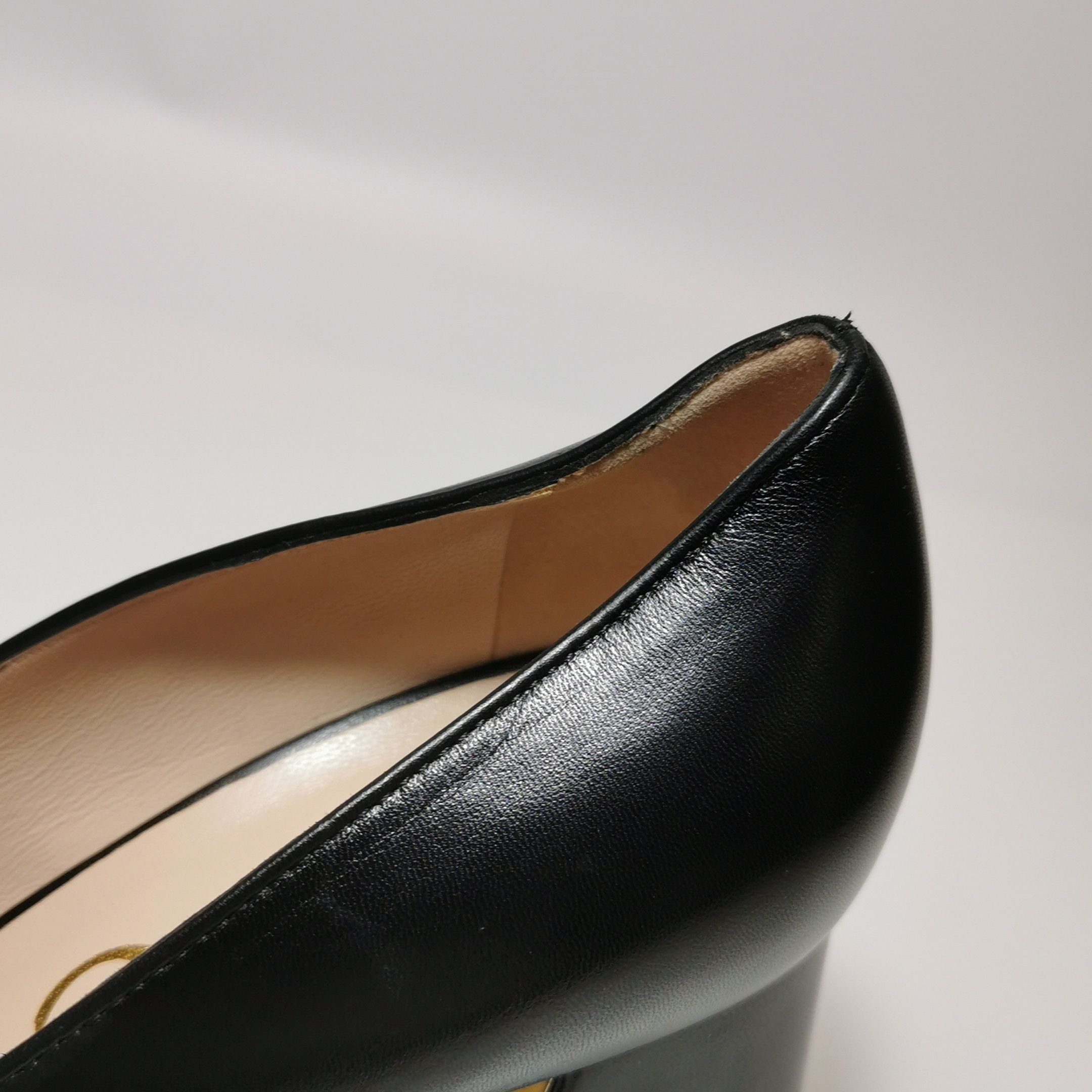 Gucci Gucci Women 10 Heels Size US 10 / IT 40 - 13 Thumbnail
