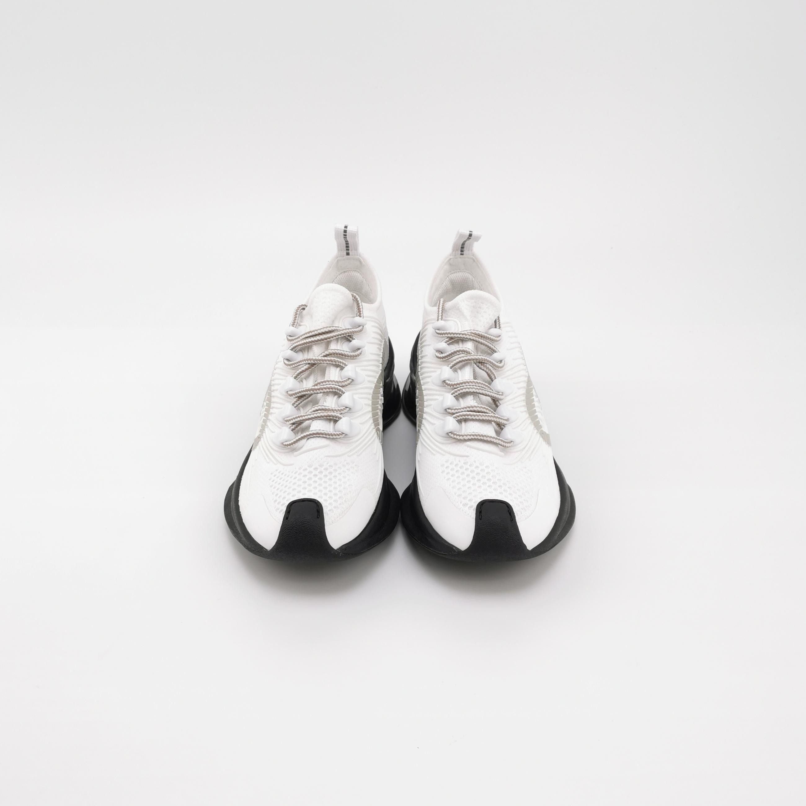 Gucci Gucci Women it_34 Lowtop Sneakers Size US 4 / IT 34 - 3 Thumbnail