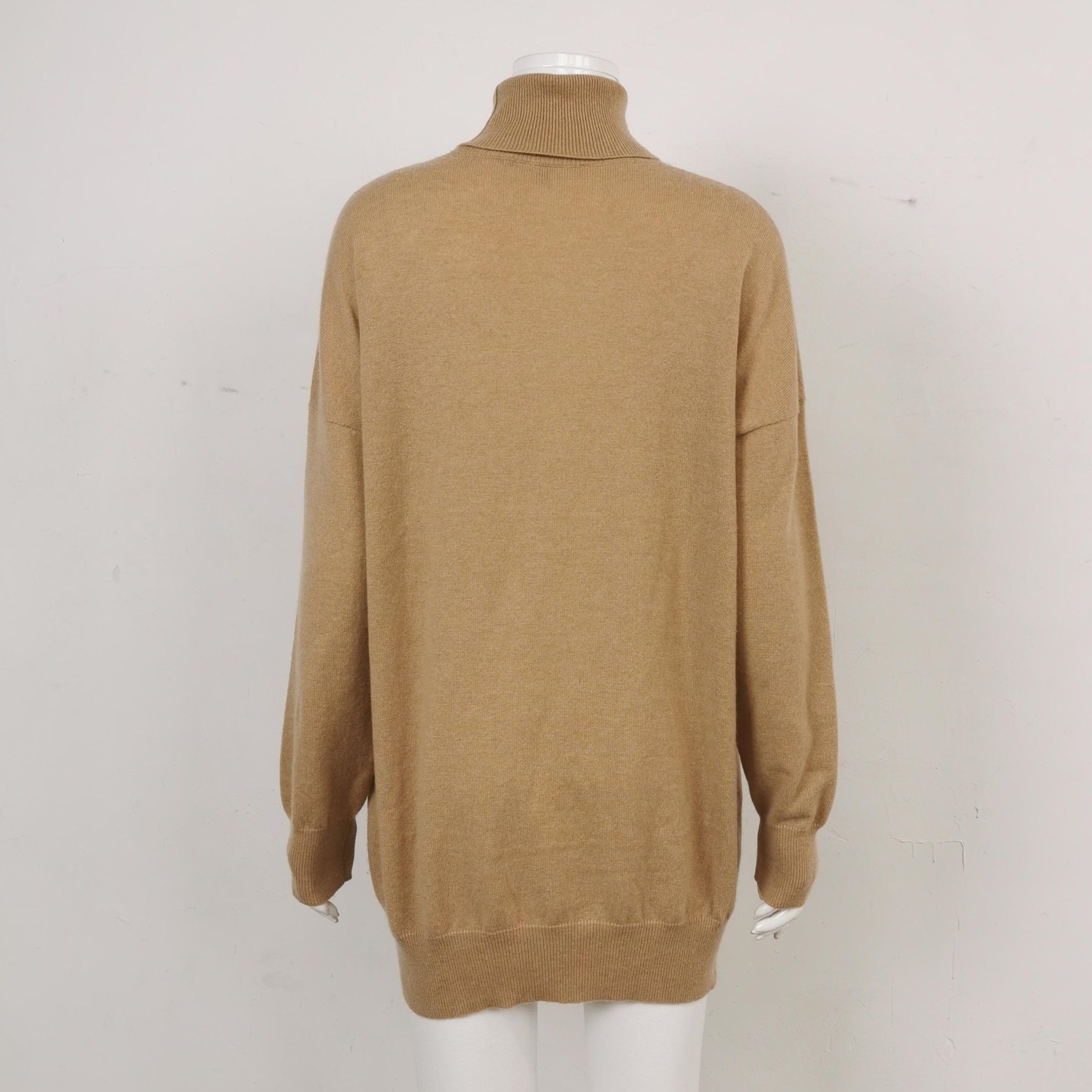 Gucci Gucci Women m Sweaters Size M / US 6-8 / IT 42-44 - 2 Thumbnail
