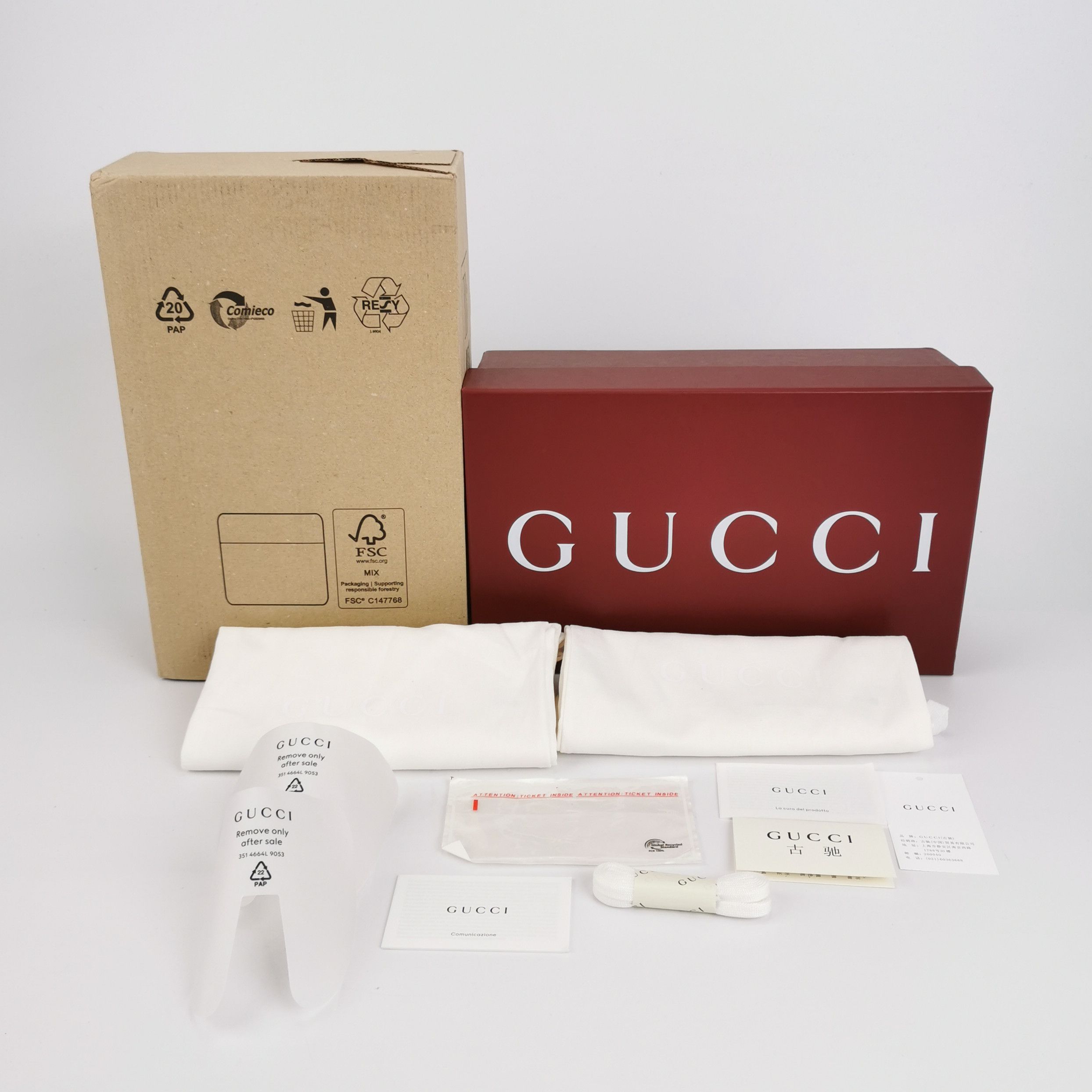 Gucci Gucci Women 7-5 Lowtop Sneakers Size US 7.5 / IT 37.5 - 6 Thumbnail