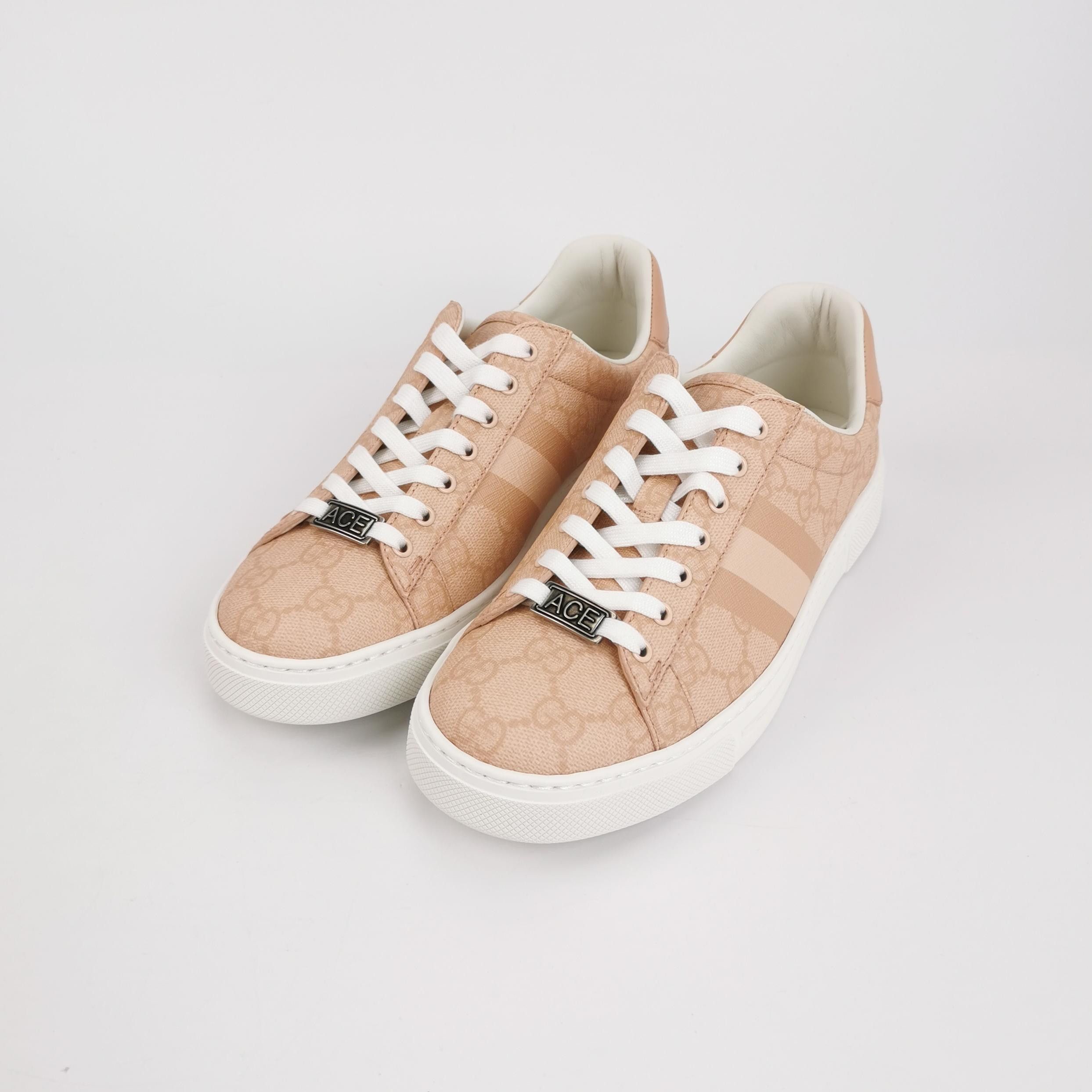 Gucci Gucci Women 6-5 Lowtop Sneakers Size US 6.5 / IT 36.5 - 2 Thumbnail