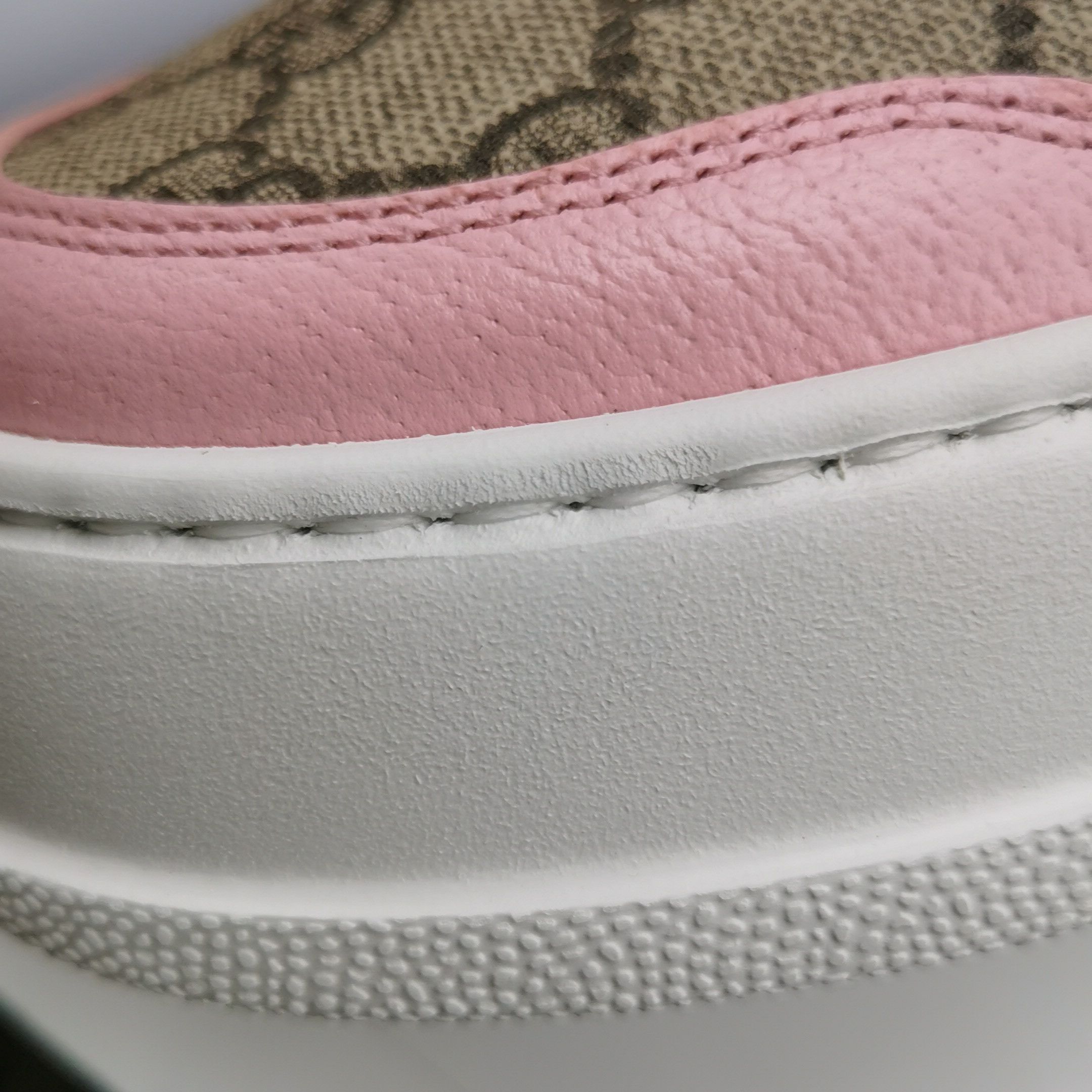 Gucci Gucci Women 9-5 Lowtop Sneakers Size US 9.5 / IT 39.5 - 7 Thumbnail