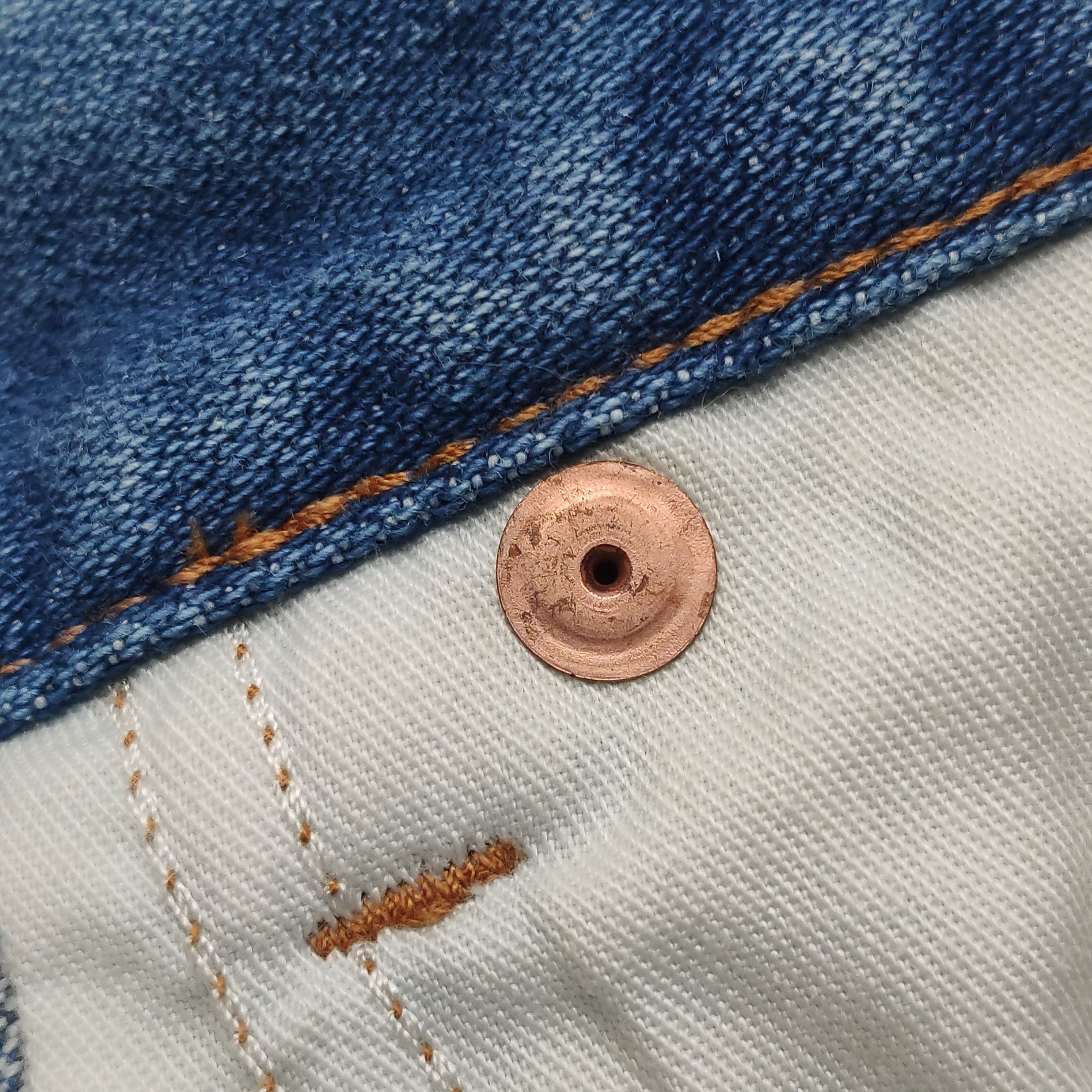 Gucci Gucci Women 26 Shorts Size 26" / US 2 / IT 38 - 10 Thumbnail