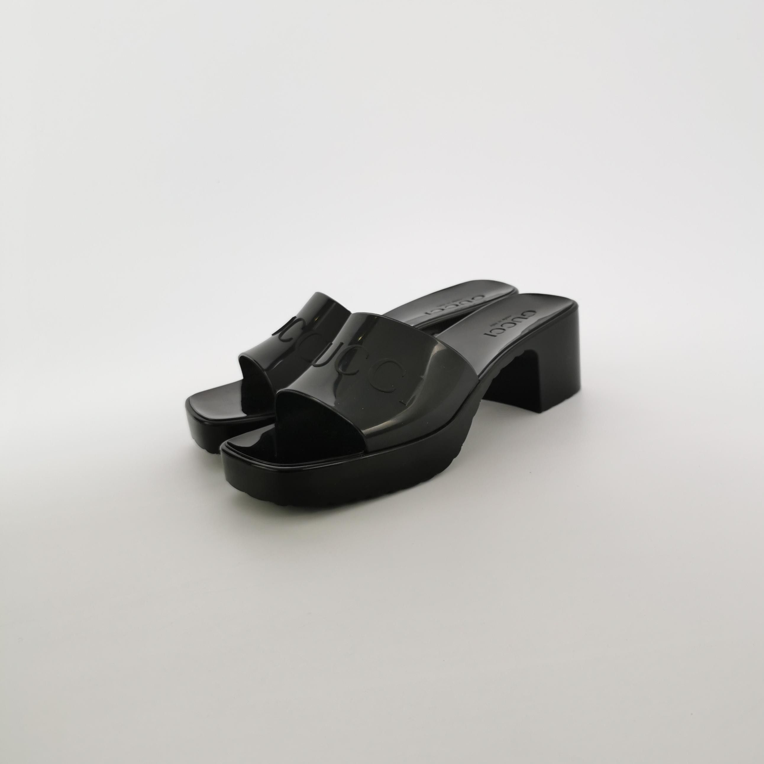 Gucci Gucci Women 5 Sandals Size US 5 / IT 35 - 2 Thumbnail