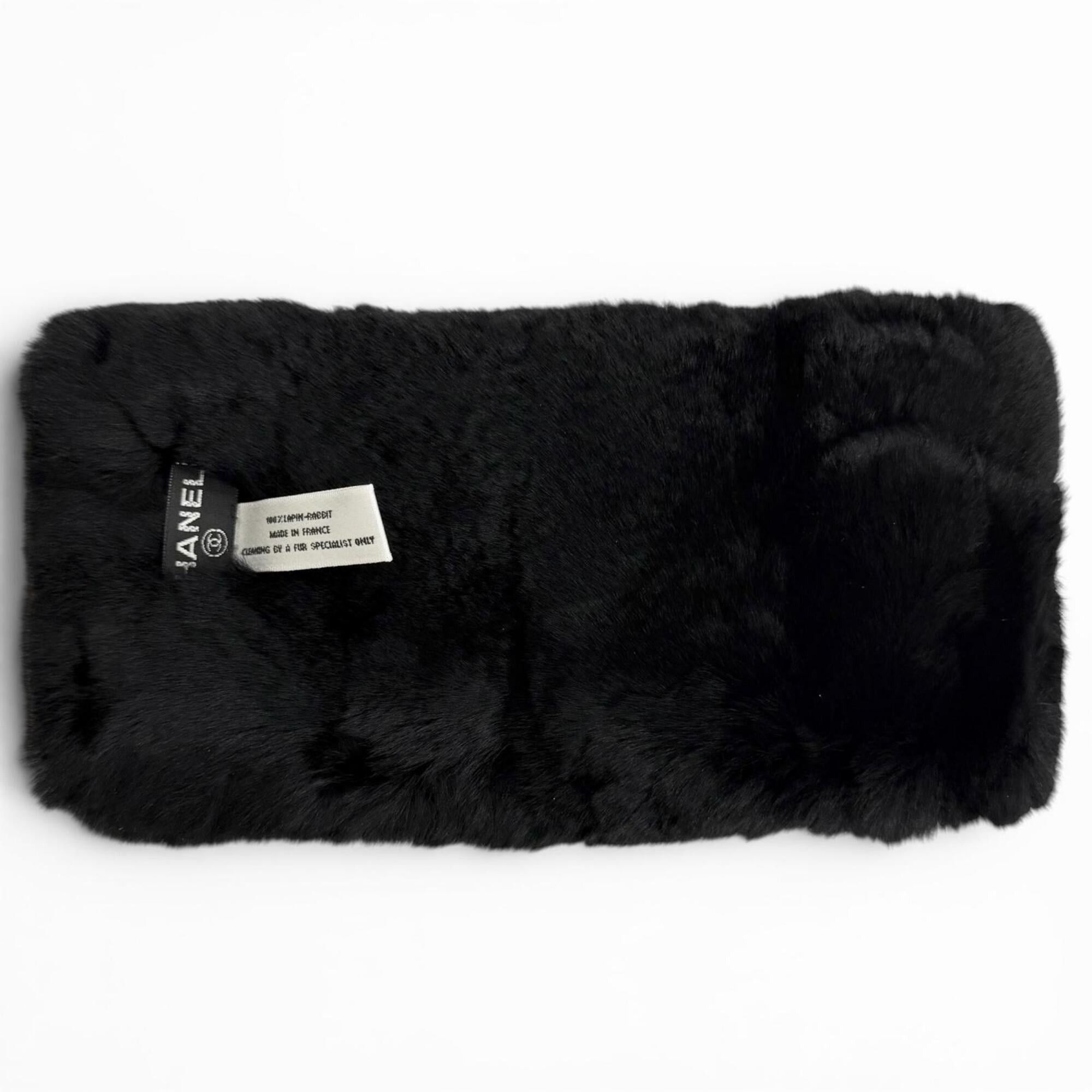 Chanel CHANEL Coco Mark Lapin Fur Wristband Bangle Bracelet, Black & White, Made in France, Women's, Comes with Box, Highly Recommended! Size ONE SIZE - 5 Thumbnail