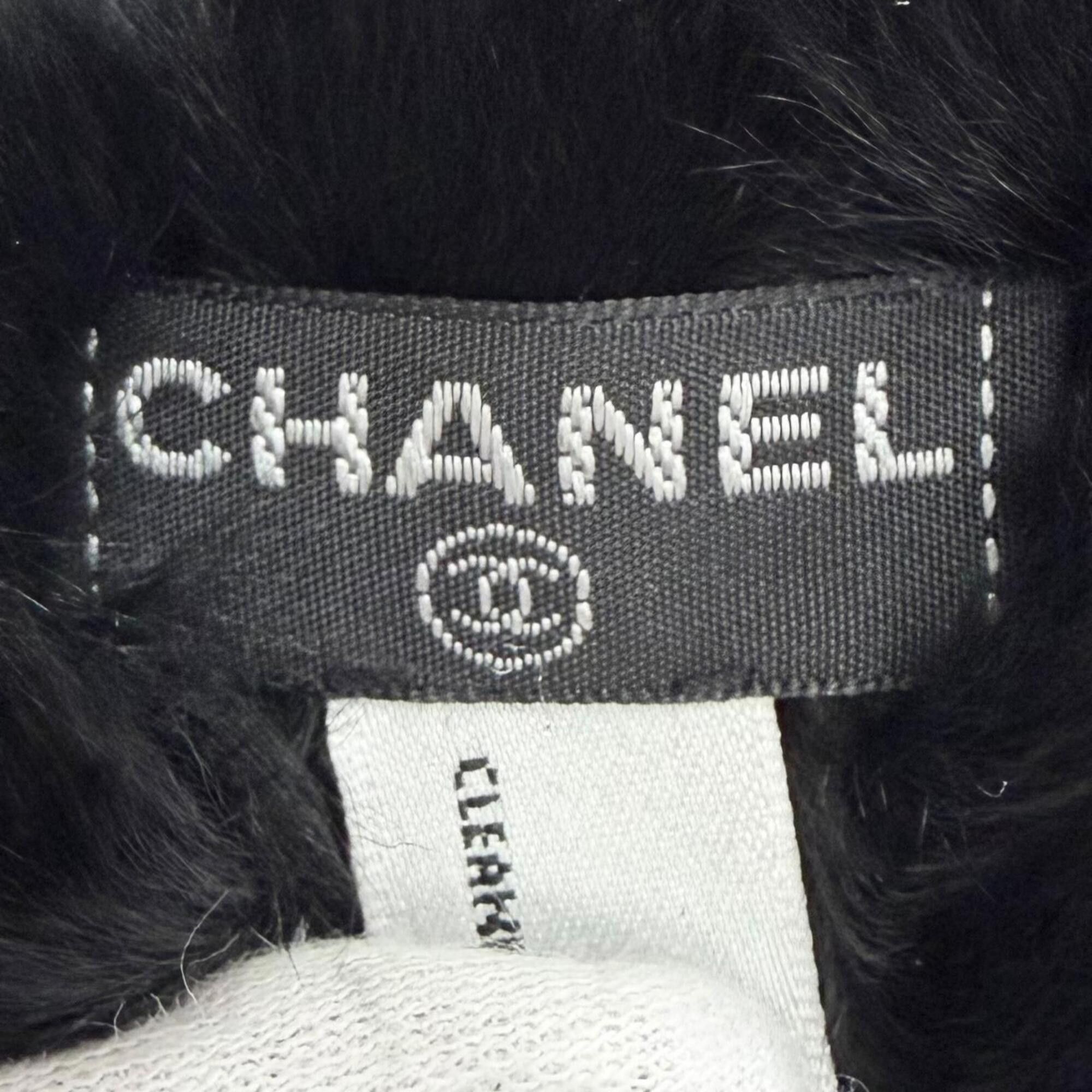 Chanel CHANEL Coco Mark Lapin Fur Wristband Bangle Bracelet, Black & White, Made in France, Women's, Comes with Box, Highly Recommended! Size ONE SIZE - 7 Thumbnail
