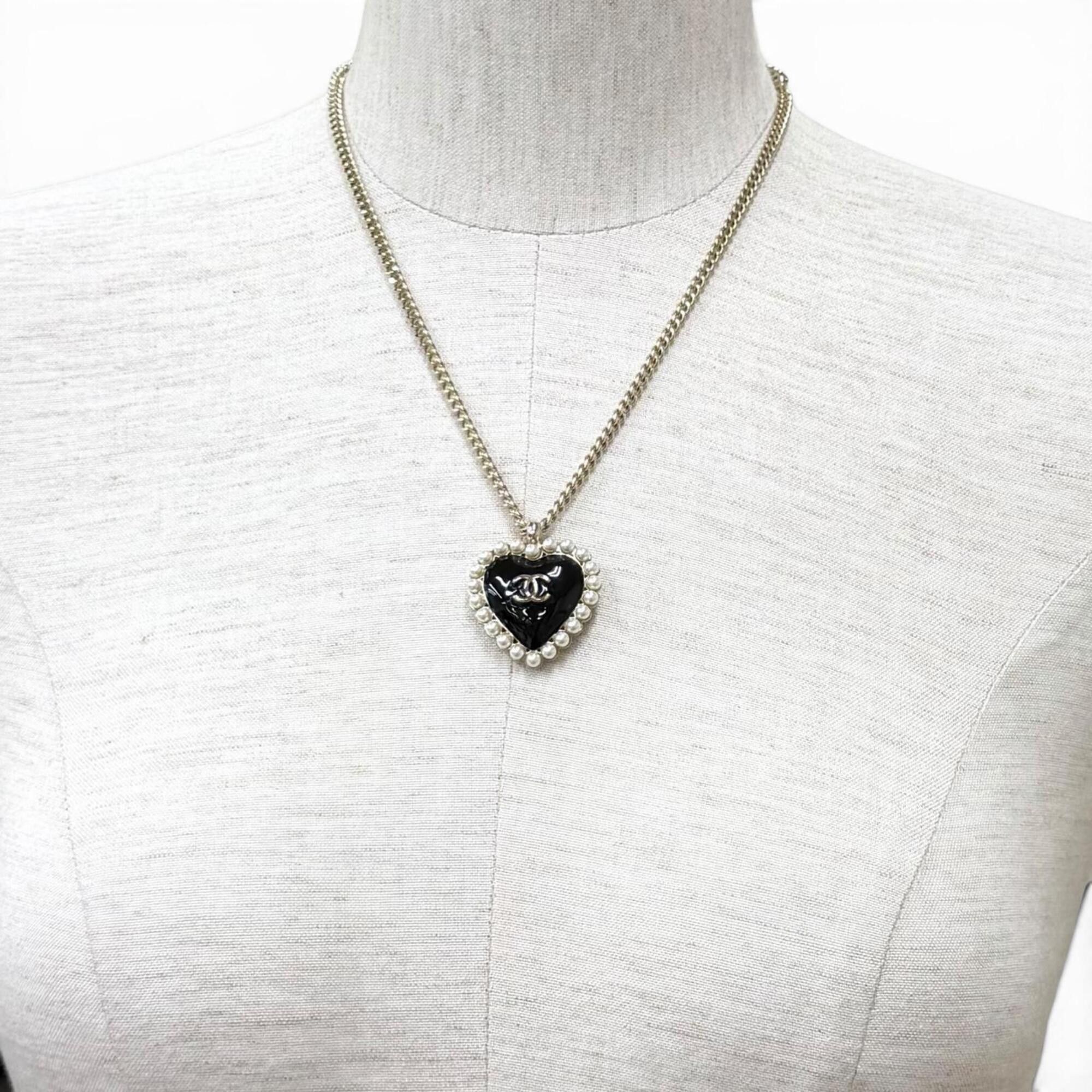 Chanel CHANEL B25 Coco Mark Pearl Heart Pendant Necklace, Black, White, Gold Hardware, Made in Italy, Women's, with Box and Dust Bag. Size ONE SIZE - 4 Thumbnail