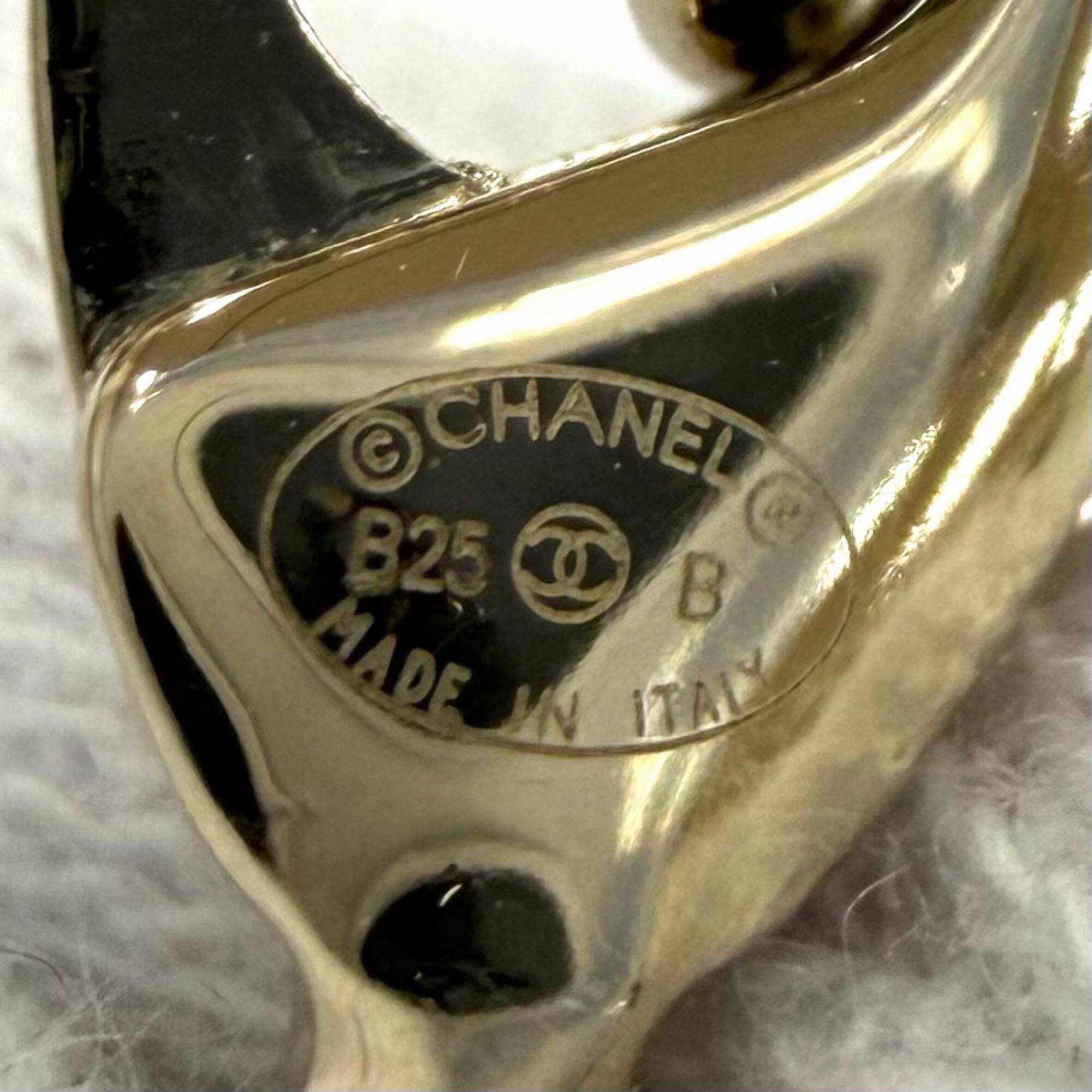 Chanel CHANEL B25 Coco Mark Pearl Heart Pendant Necklace, Black, White, Gold Hardware, Made in Italy, Women's, with Box and Dust Bag. Size ONE SIZE - 8 Thumbnail
