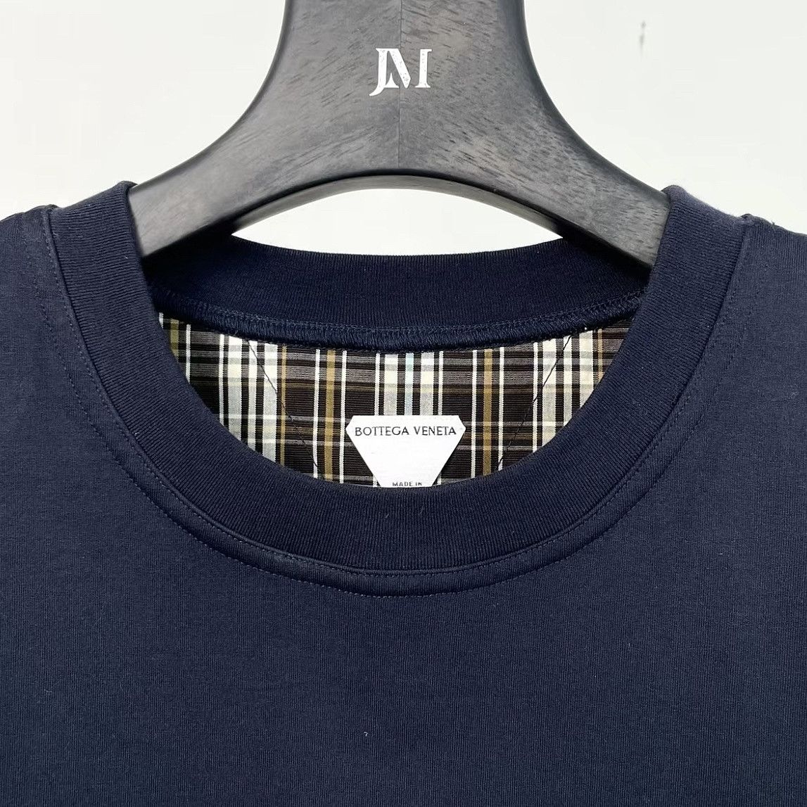 Bottega Veneta Bottega Veneta Plaid Trim T-Shirt Size L Size US L / EU 52-54 / 3 - 3 Thumbnail