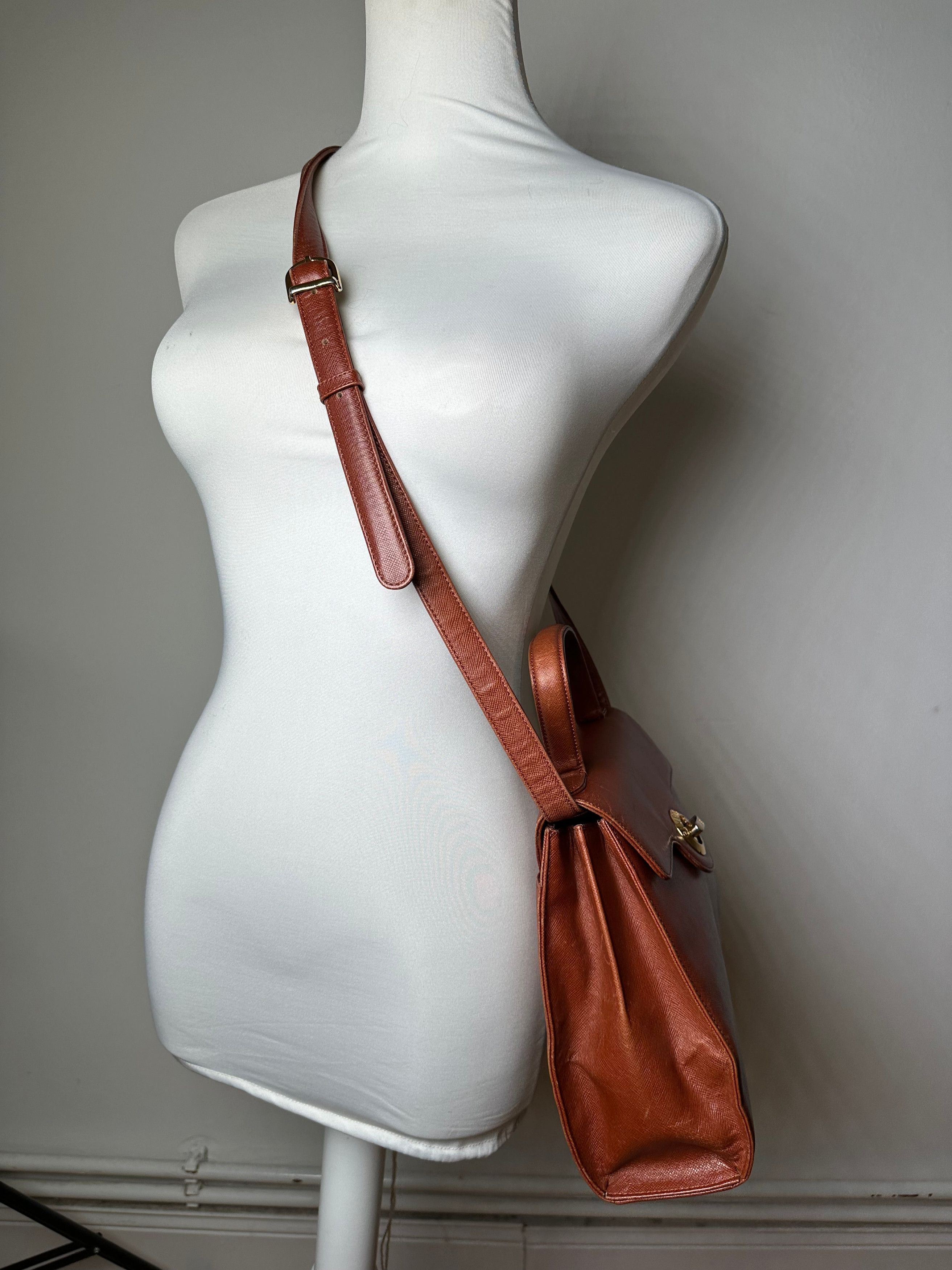 Givenchy Vintage Structured Leather Handbag Rust Gold Size ONE SIZE - 7 Thumbnail