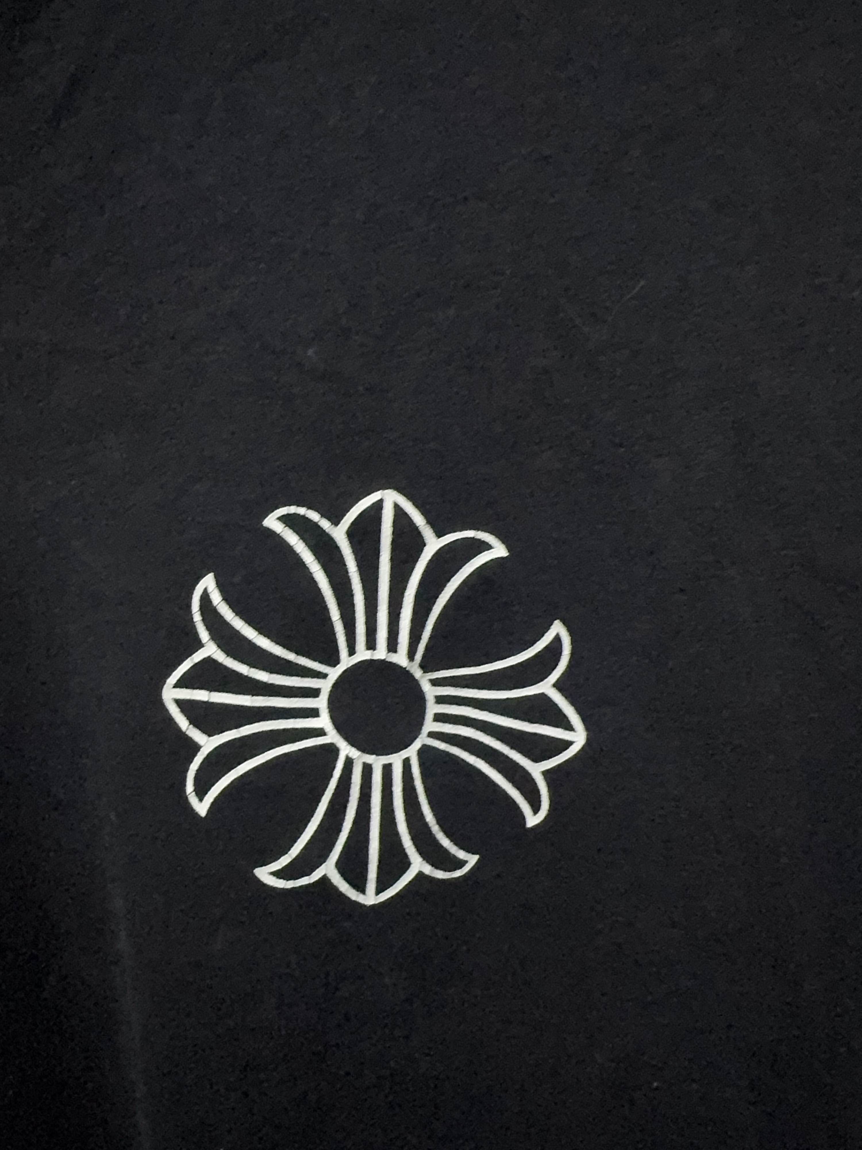 Chrome Hearts Chrome Hearts Cross Logo T-Shirt Size XL Size US XL / EU 56 / 4 - 5 Thumbnail