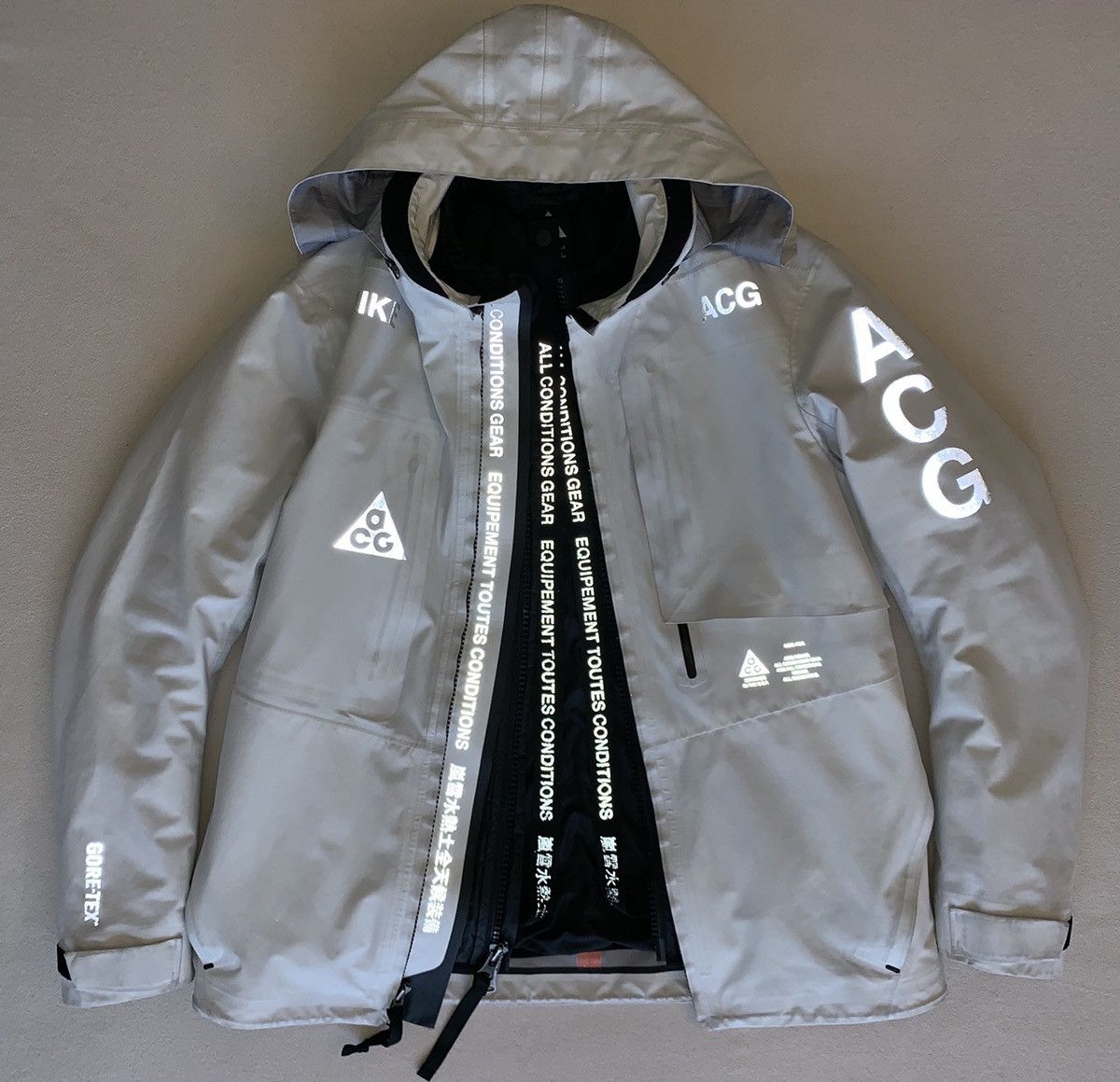 Nikelab acg 2 in hot sale 1 system jacket white