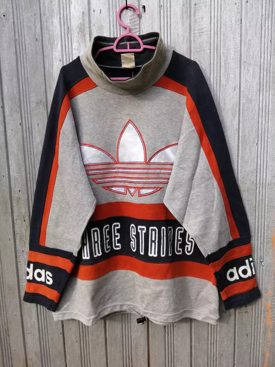 Adidas Vintage Adidas Three Stripes Multicolour Sweatshirt Big Logo Size US L / EU 52-54 / 3 - 1 Thumbnail