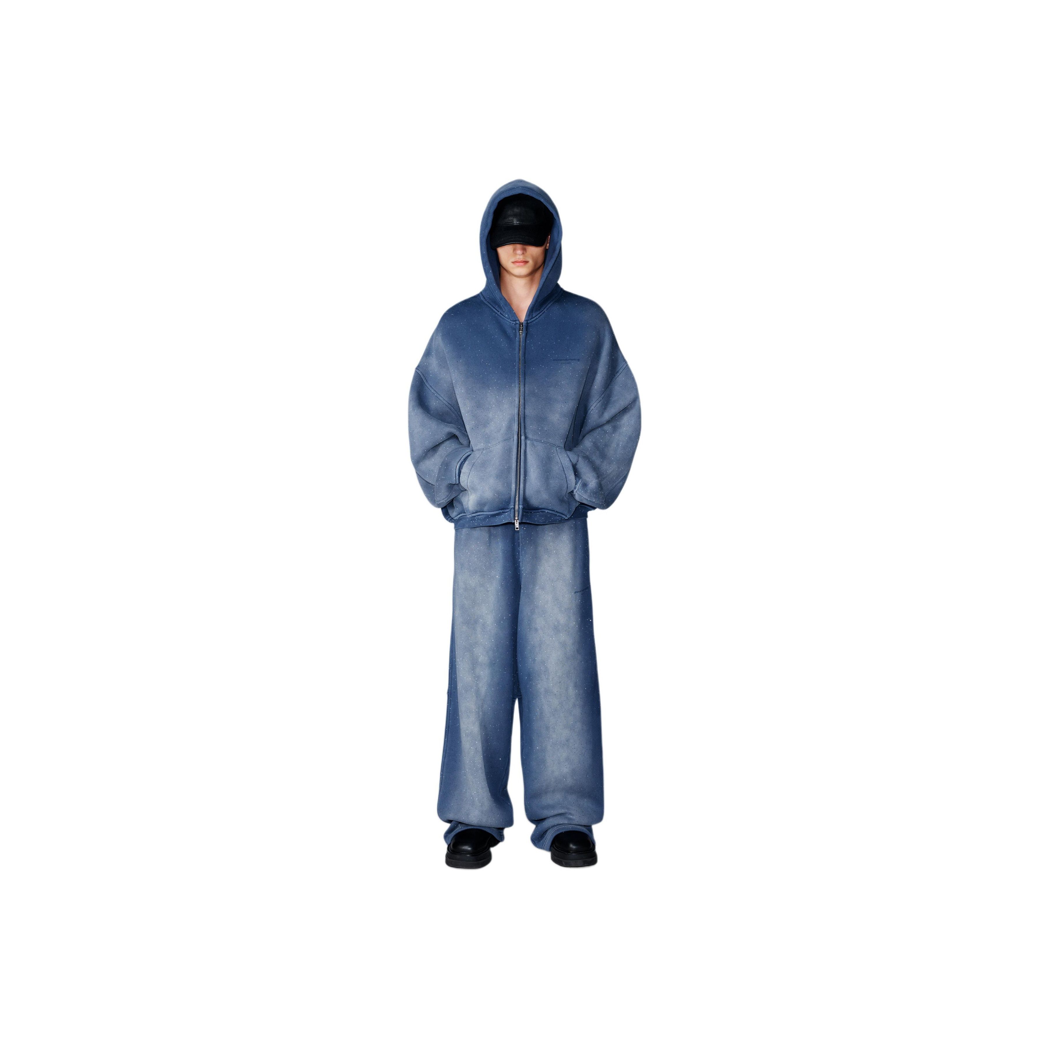 sweatshirts_hoodies