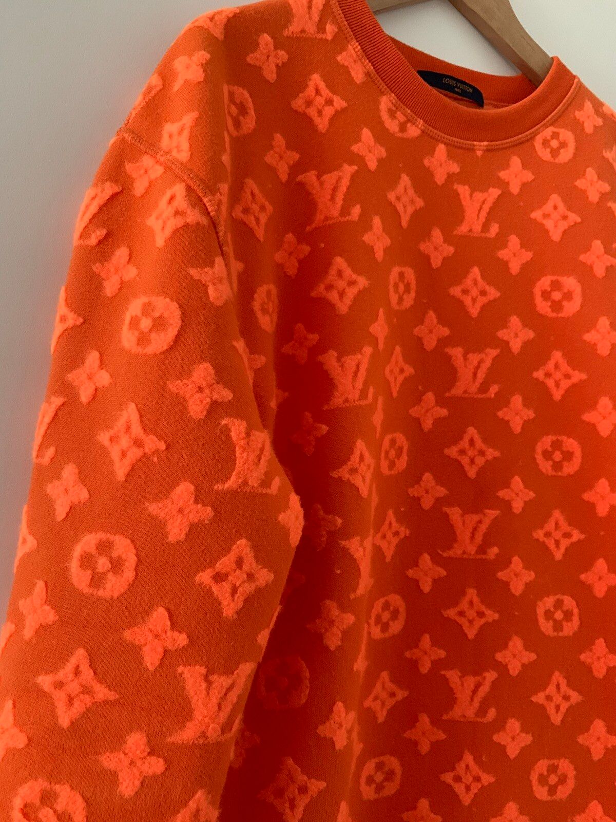 Louis Vuitton LV Orange Monogram Sweater Pre Fall 19 Size US M / EU 48-50 / 2 - 6 Preview