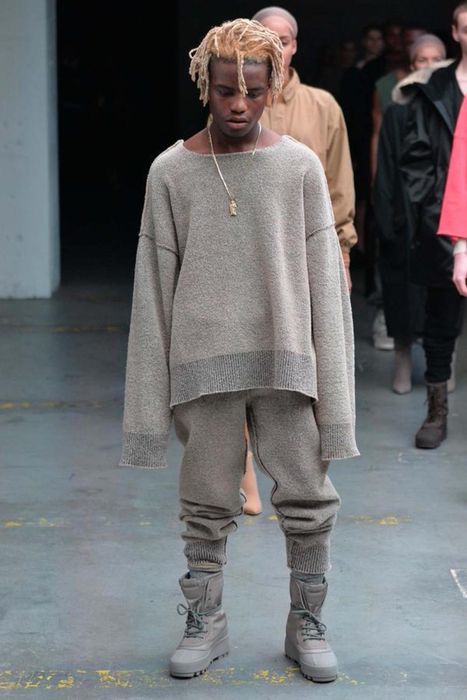 Yeezy boucle sweater new arrivals