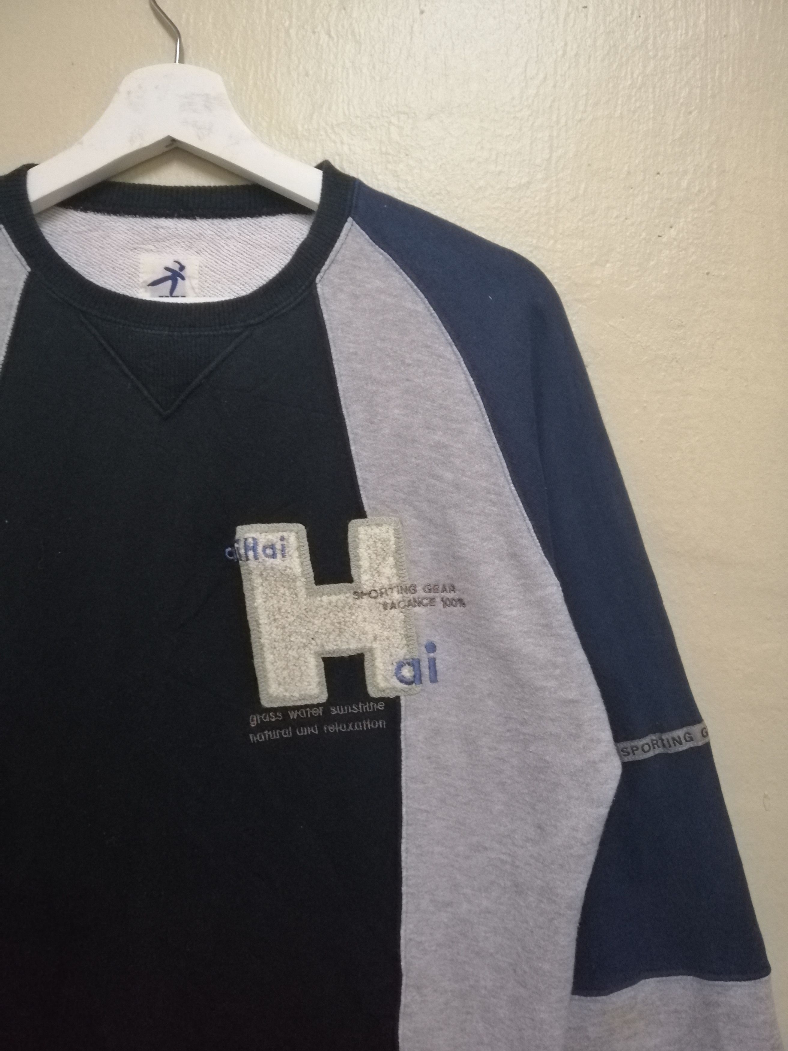 Hai Sporting Gear Vintage Hai Sporting Gear Sweatshirt Nice Design B9 Size US M / EU 48-50 / 2 - 8 Thumbnail