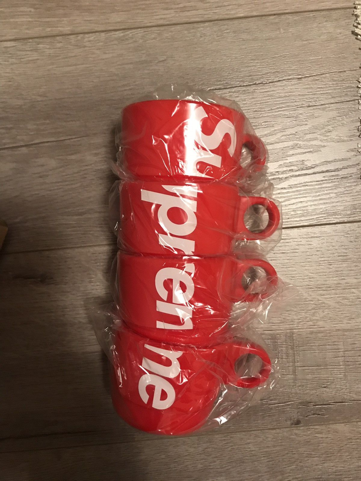Supreme stacking cups