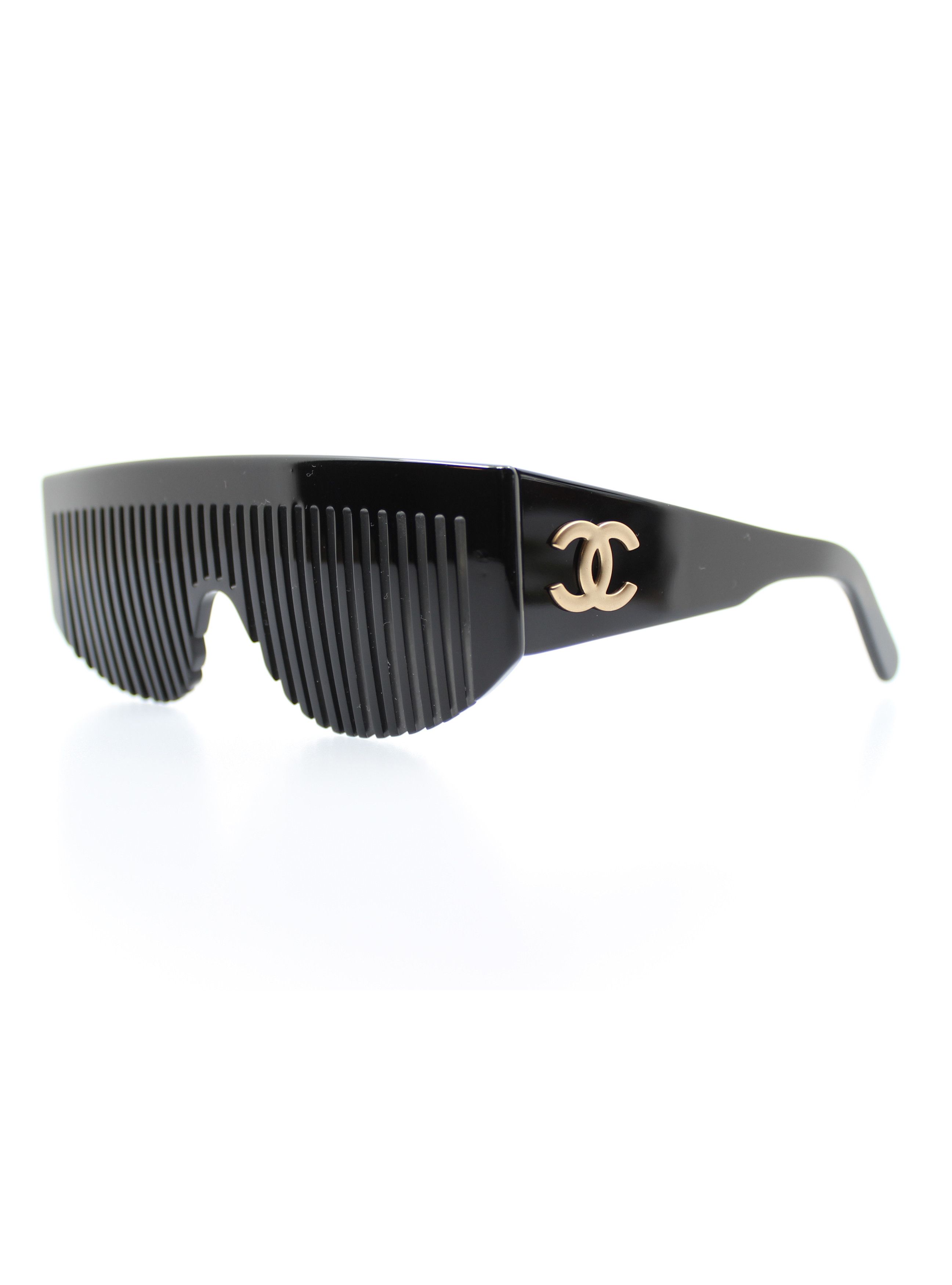 Chanel Vintage Chanel 04171 94305 Sunglasses Size ONE SIZE - 1 Thumbnail
