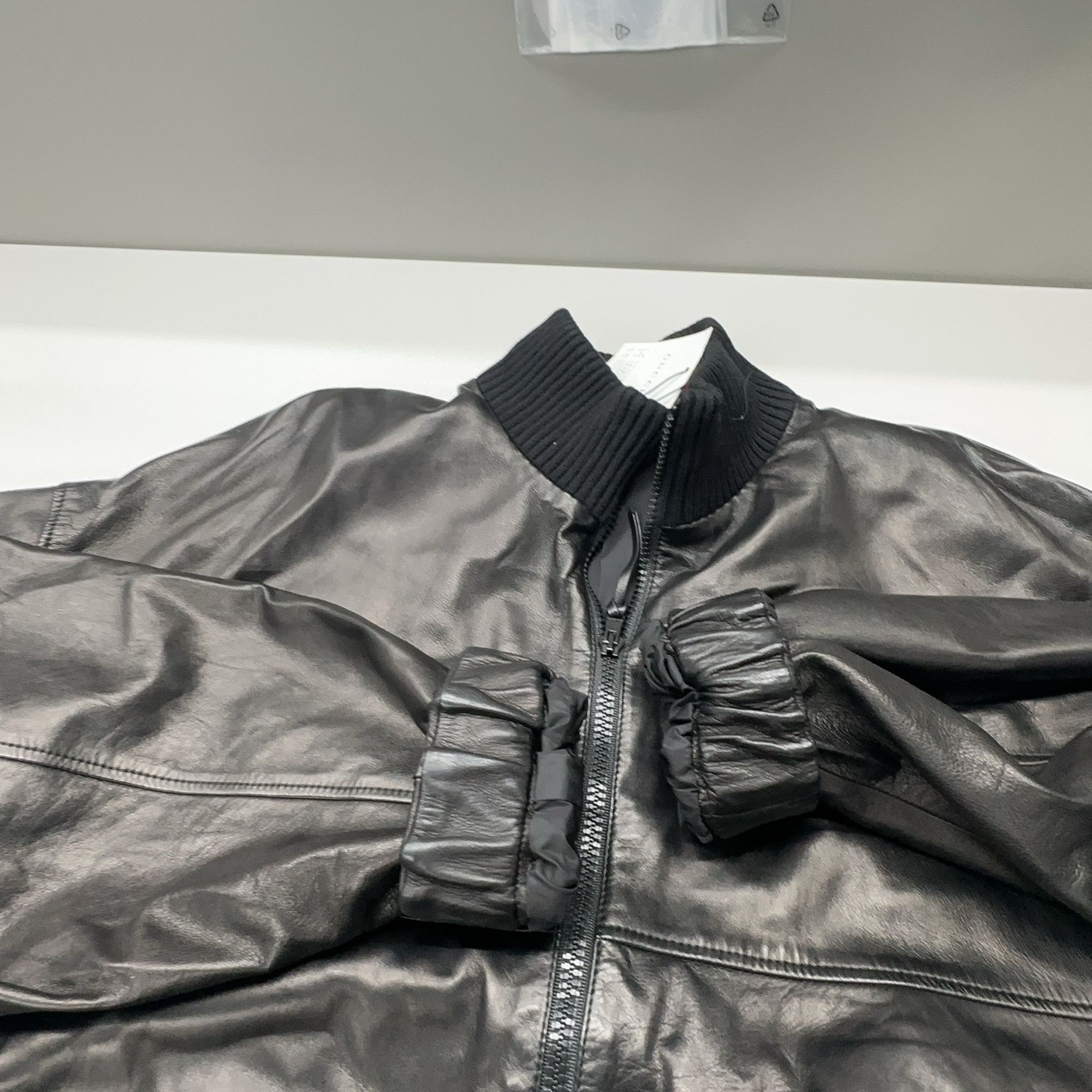 Gucci Gucci Leather Bomber Jacket Size 52 Size US L / EU 52-54 / 3 - 17 Thumbnail