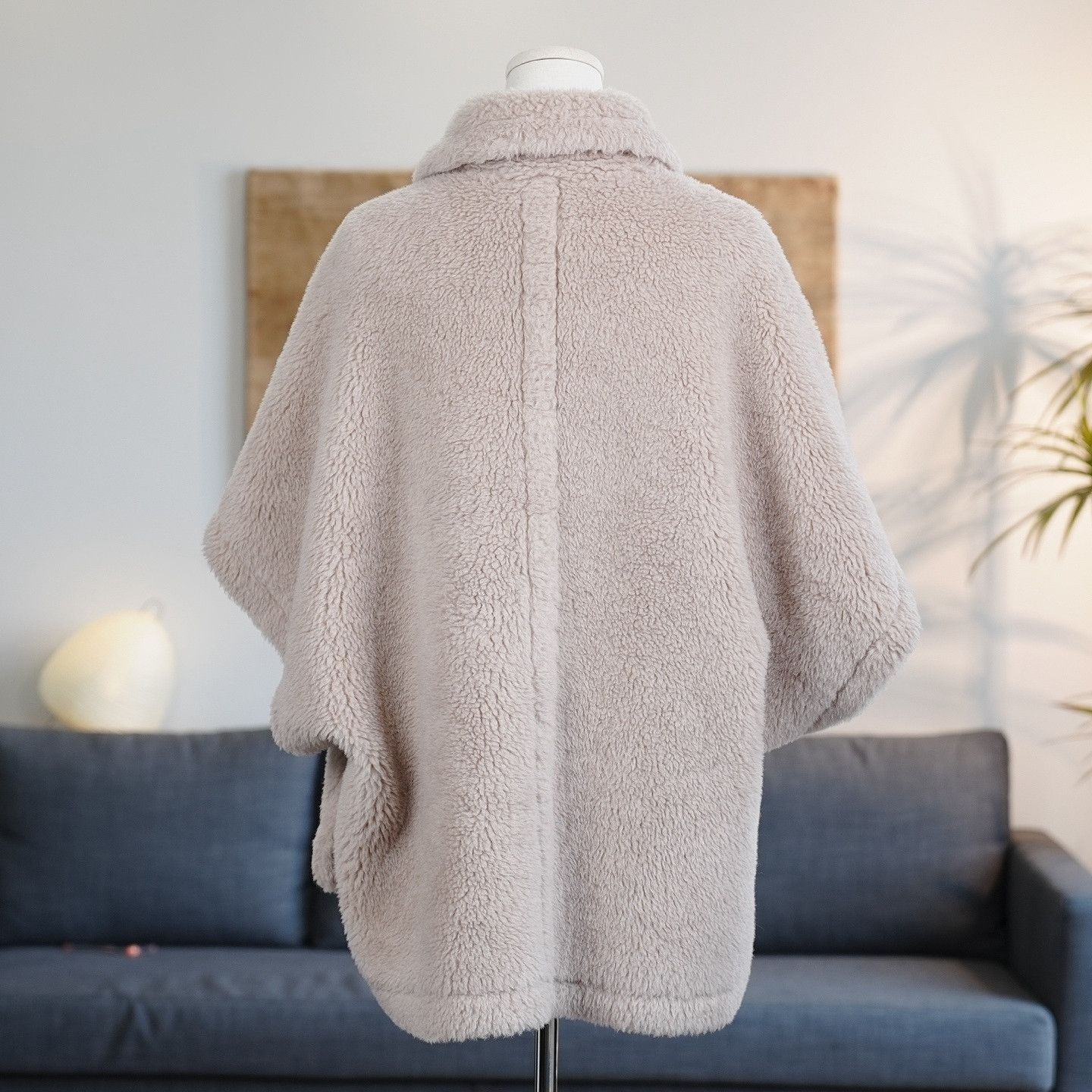 Max Mara MaxMara Teddy Bear Cape Size OS Size ONE SIZE - 2 Thumbnail