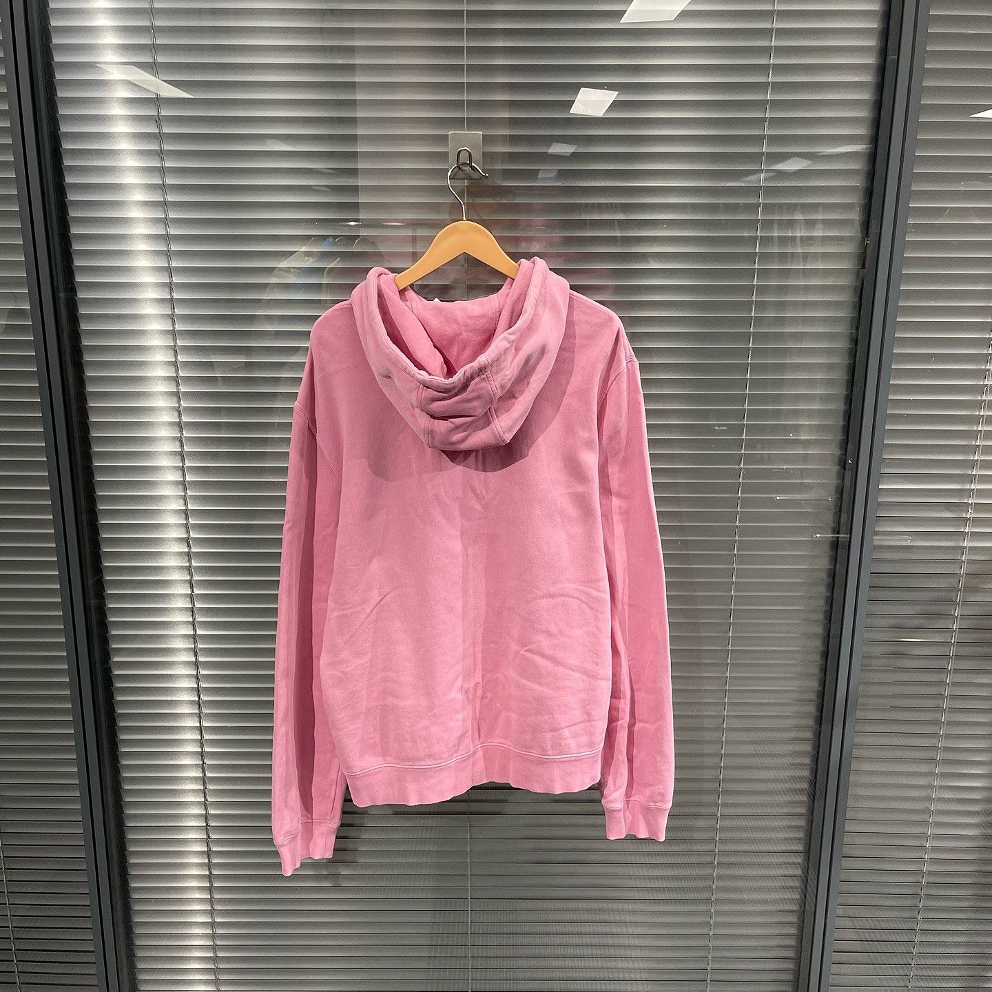 スタジオジブリ「SUSUWATARI HOODIE」 ANAGRAM LOEWE