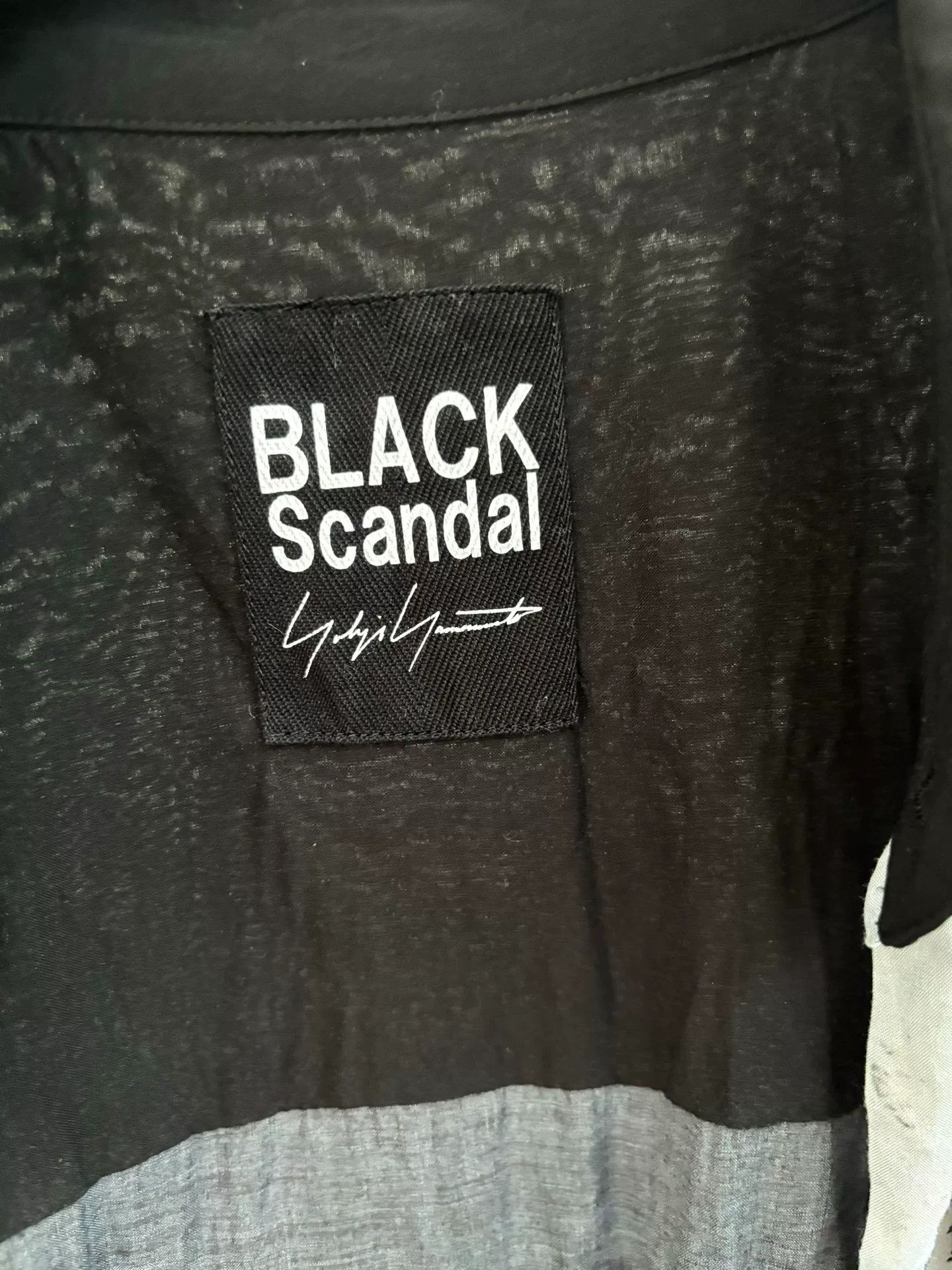 Yohji Yamamoto Yohji Yamamoto Black Scandal Printed Shirt Size US M / EU 48-50 / 2 - 4 Thumbnail