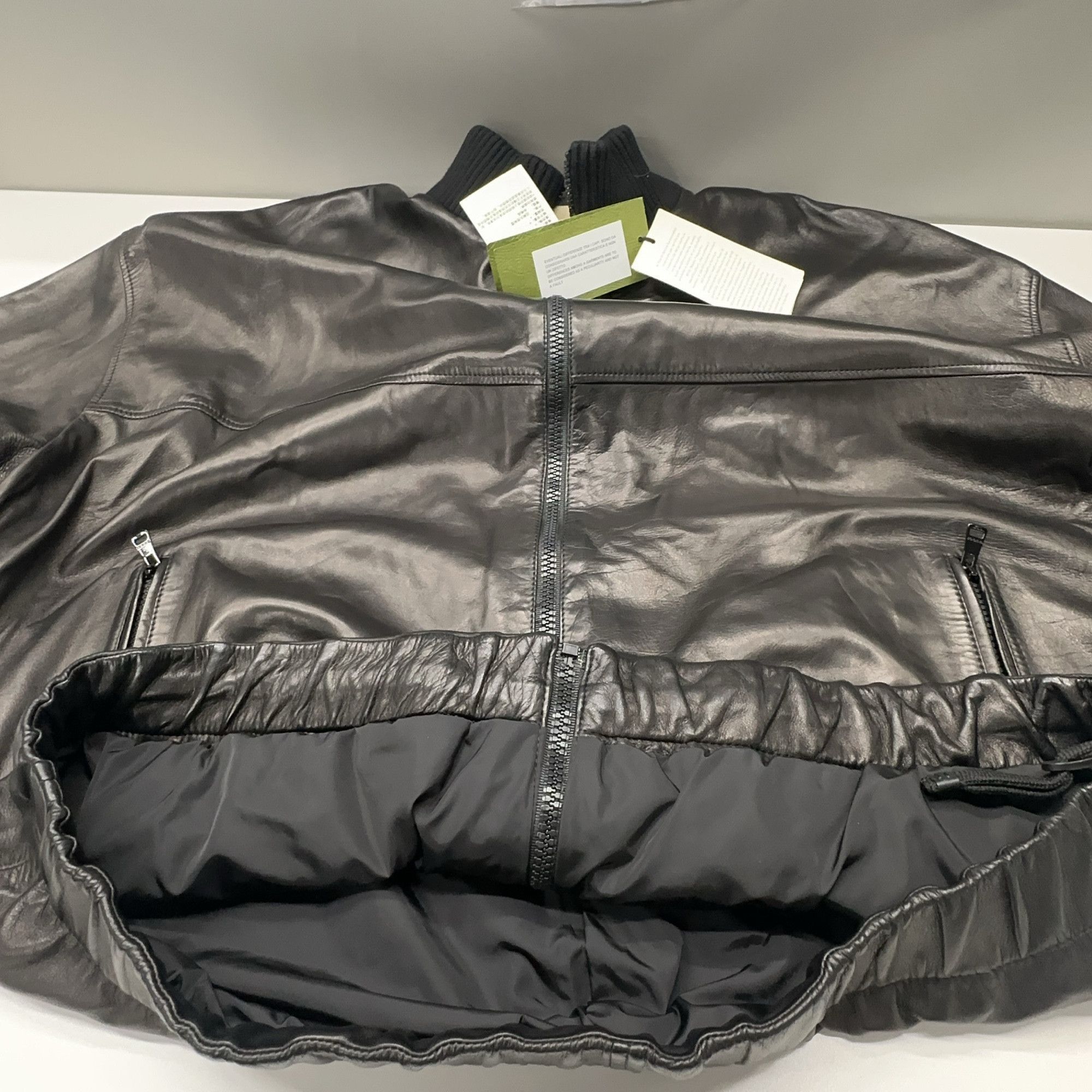 Gucci Black Leather Bomber Jacket in Size L Size US L / EU 52-54 / 3 - 14 Thumbnail