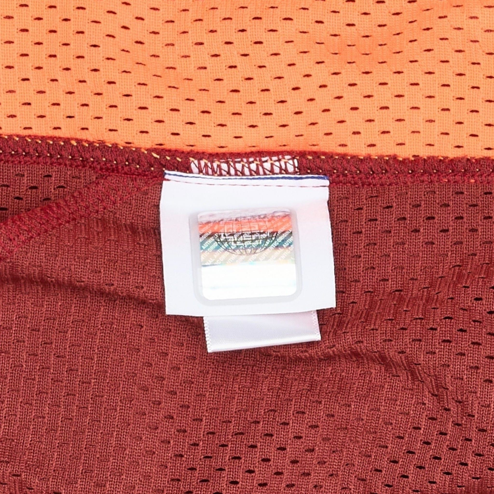 24b0f9eb-8a92-4643-a904- EE Basic Shorts Cinnamon Shocking Orange