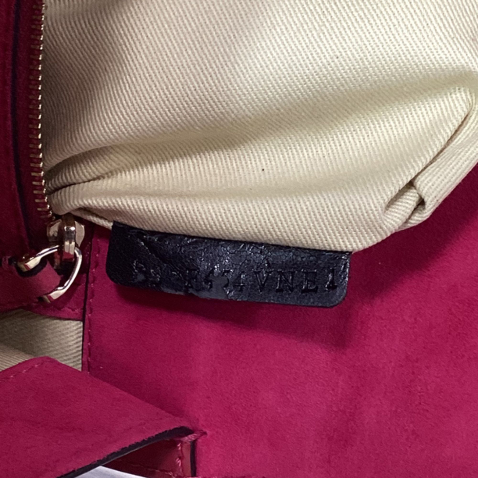 Valentino Valentino Rockstud Glam Lock Flap Bag in Red Patent Leather Size ONE SIZE - 8 Thumbnail