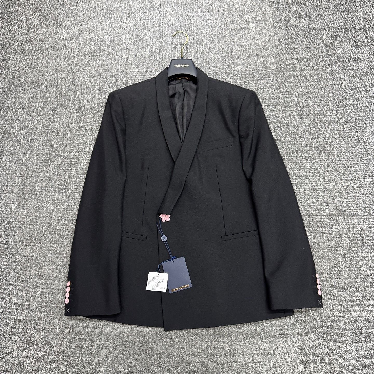 Louis Vuitton Louis Vuitton Flower Pin Blazer Size 40R Size 40R - 2 Thumbnail