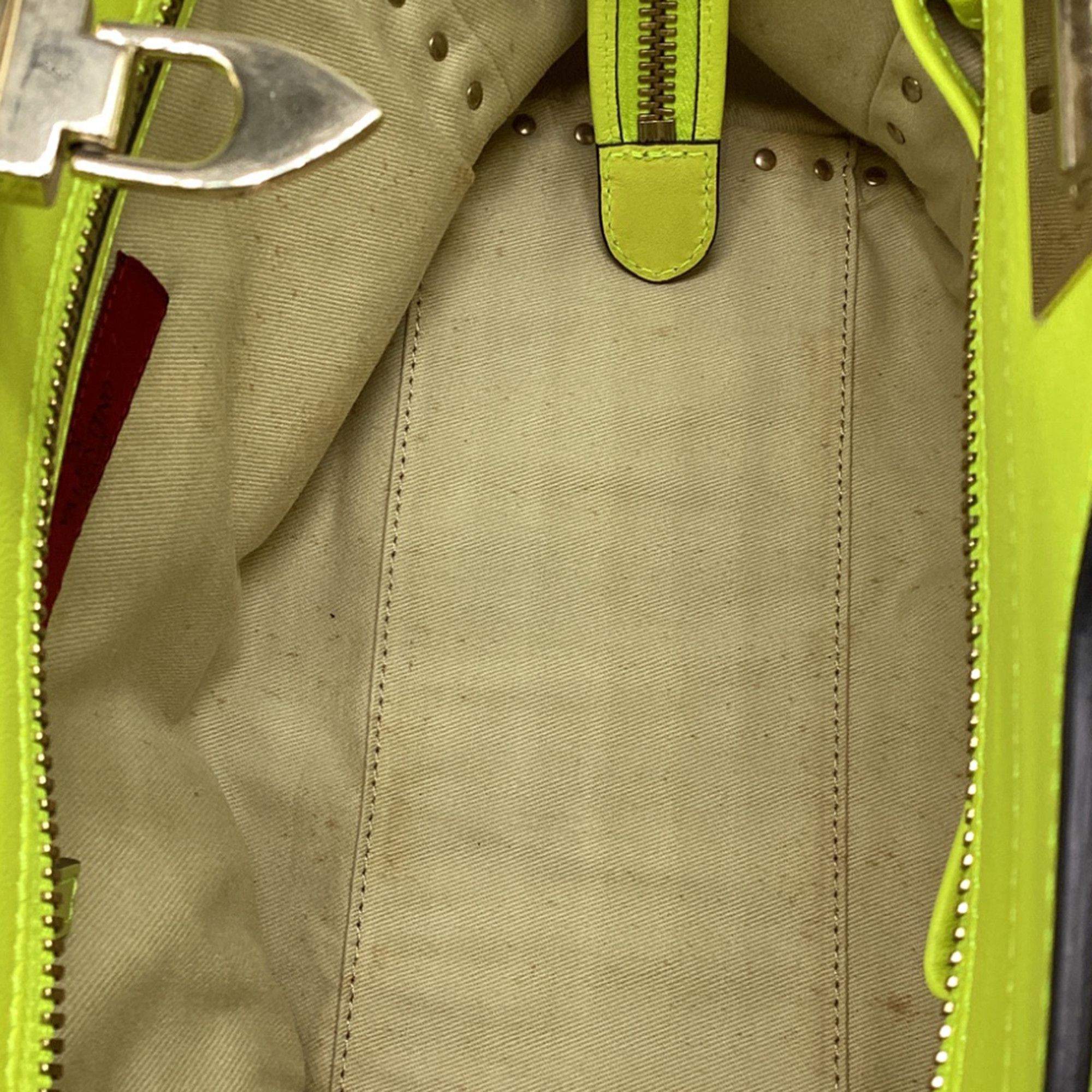 Valentino Valentino Garavani Medium Rockstud Double Handle Tote Bag i Size ONE SIZE - 9 Thumbnail