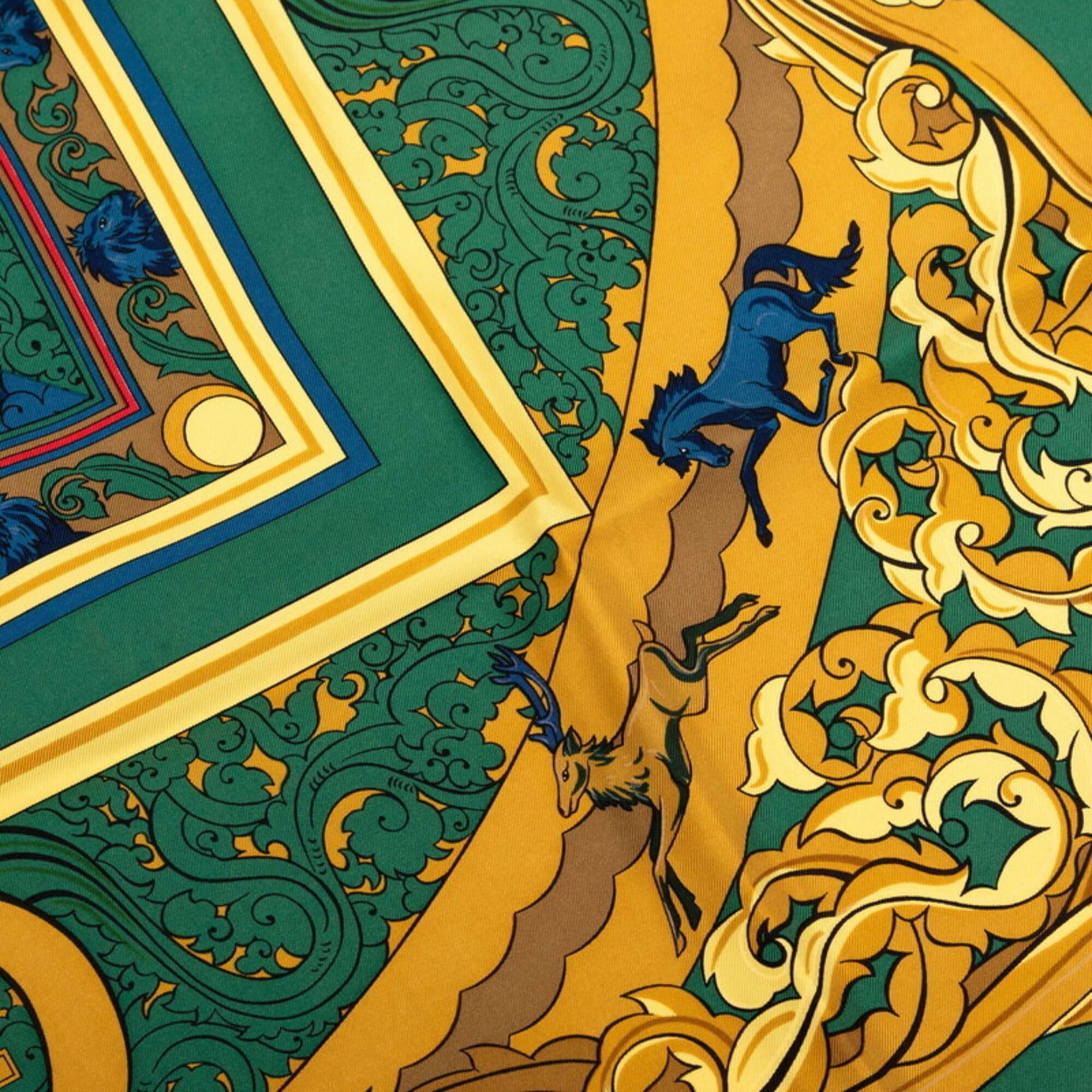 Hermes Carre 90 ANIMAUX SOLAIRES (Animals of the Sun) Scarf