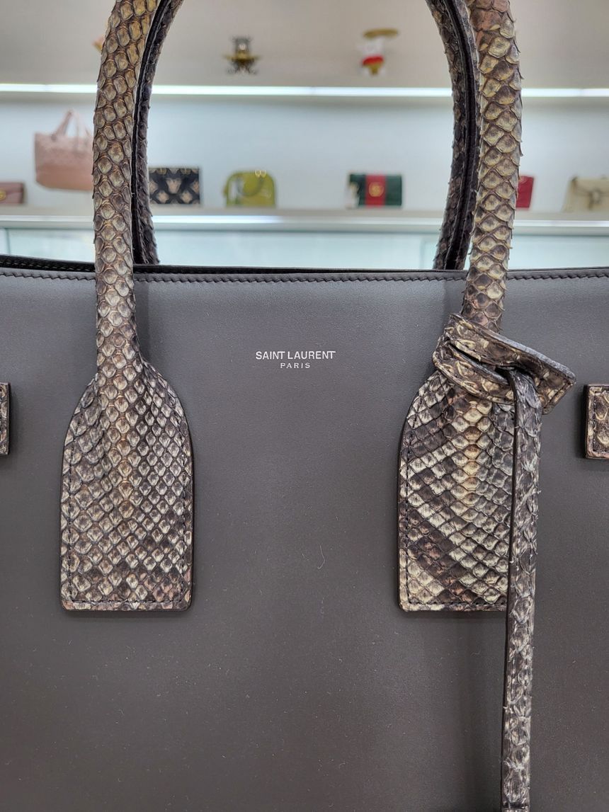 Yves Saint Laurent Sac De Jour Grey Tote Bag Size ONE SIZE - 12 Thumbnail
