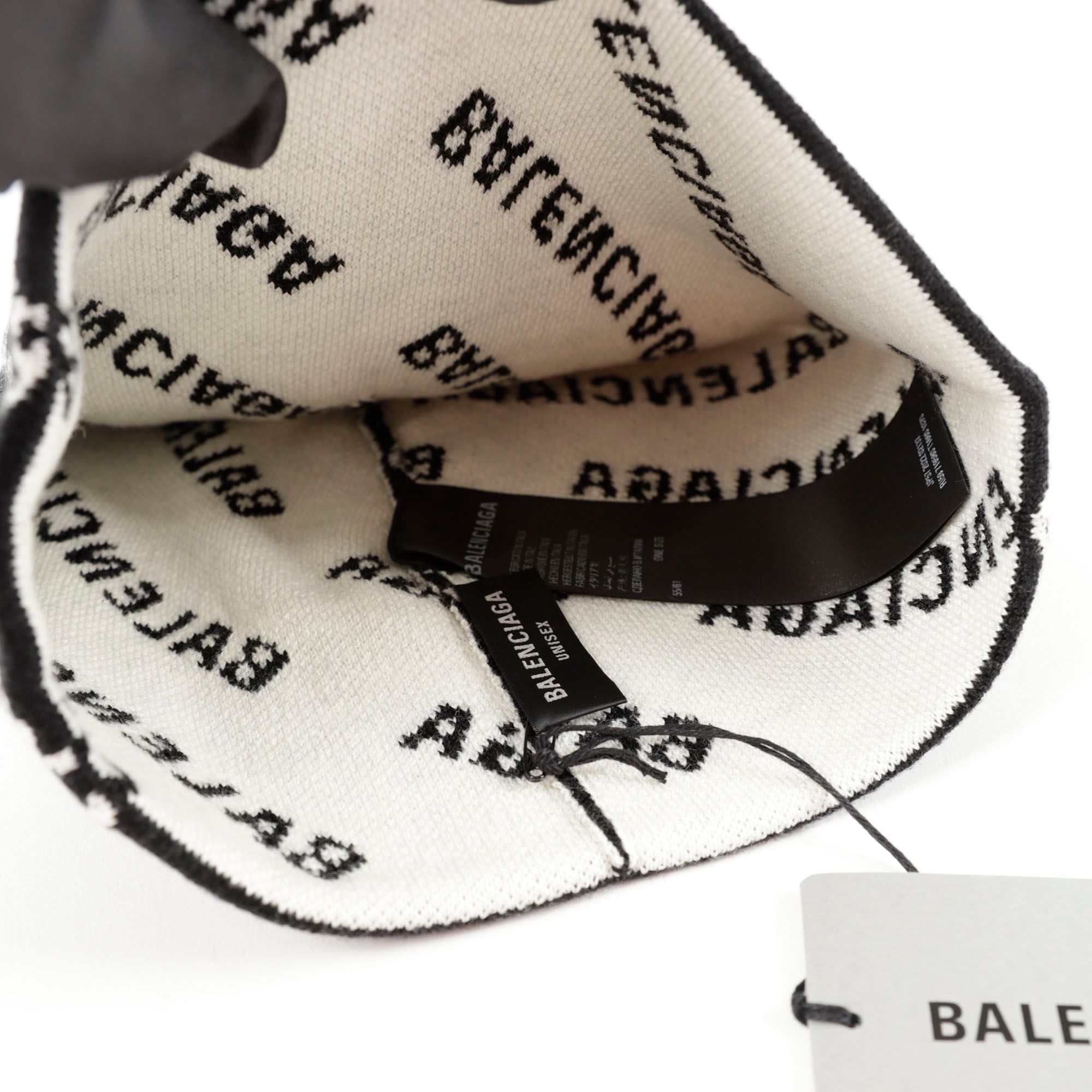Allover Logo Beanie